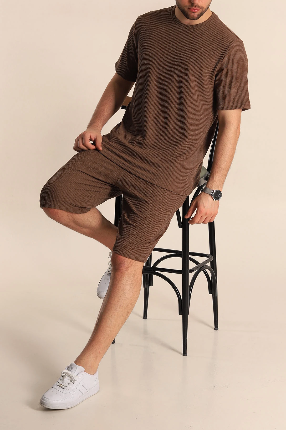 Kahverengi Relaxed Fit Fitilli Dokulu Erkek Şortlu Takım 272839