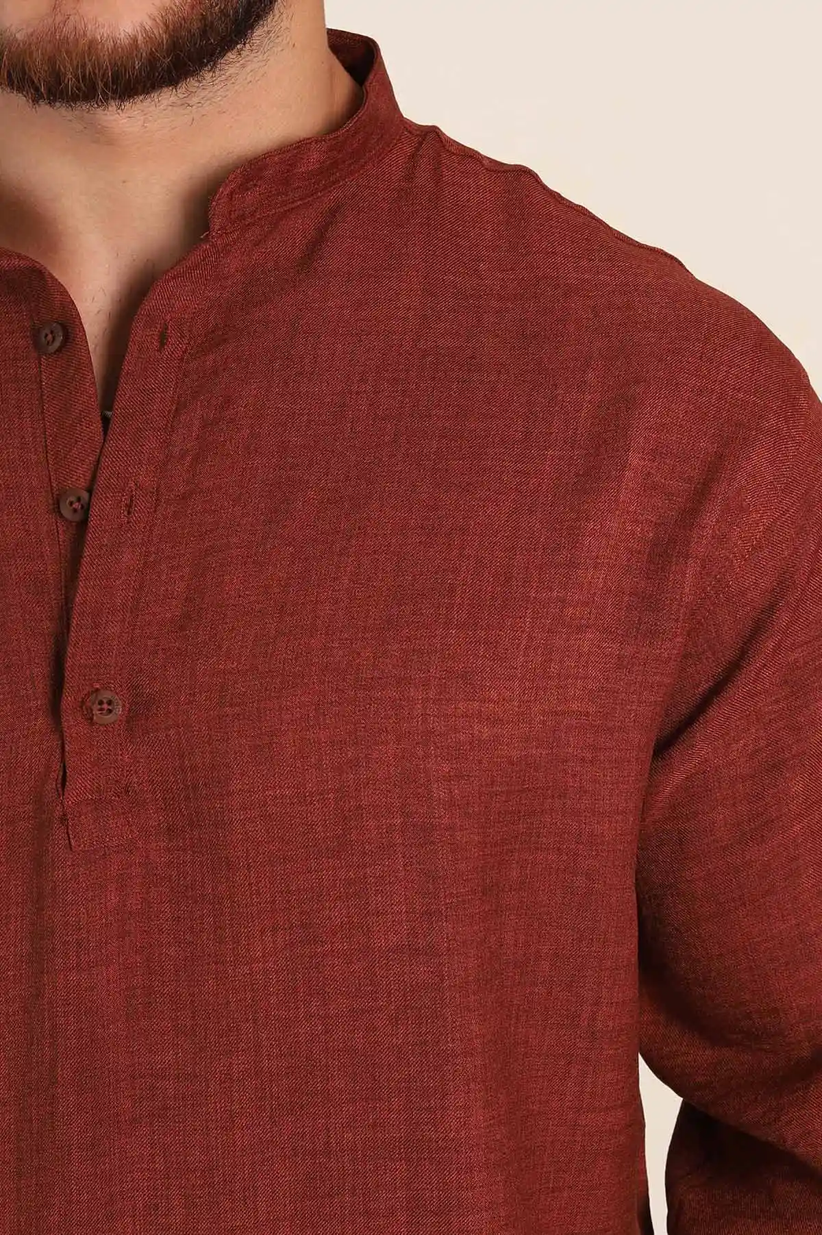 Kahverengi Relaxed Fit Hakim Yaka Yarım Düğmeli Erkek Gömlek 369853