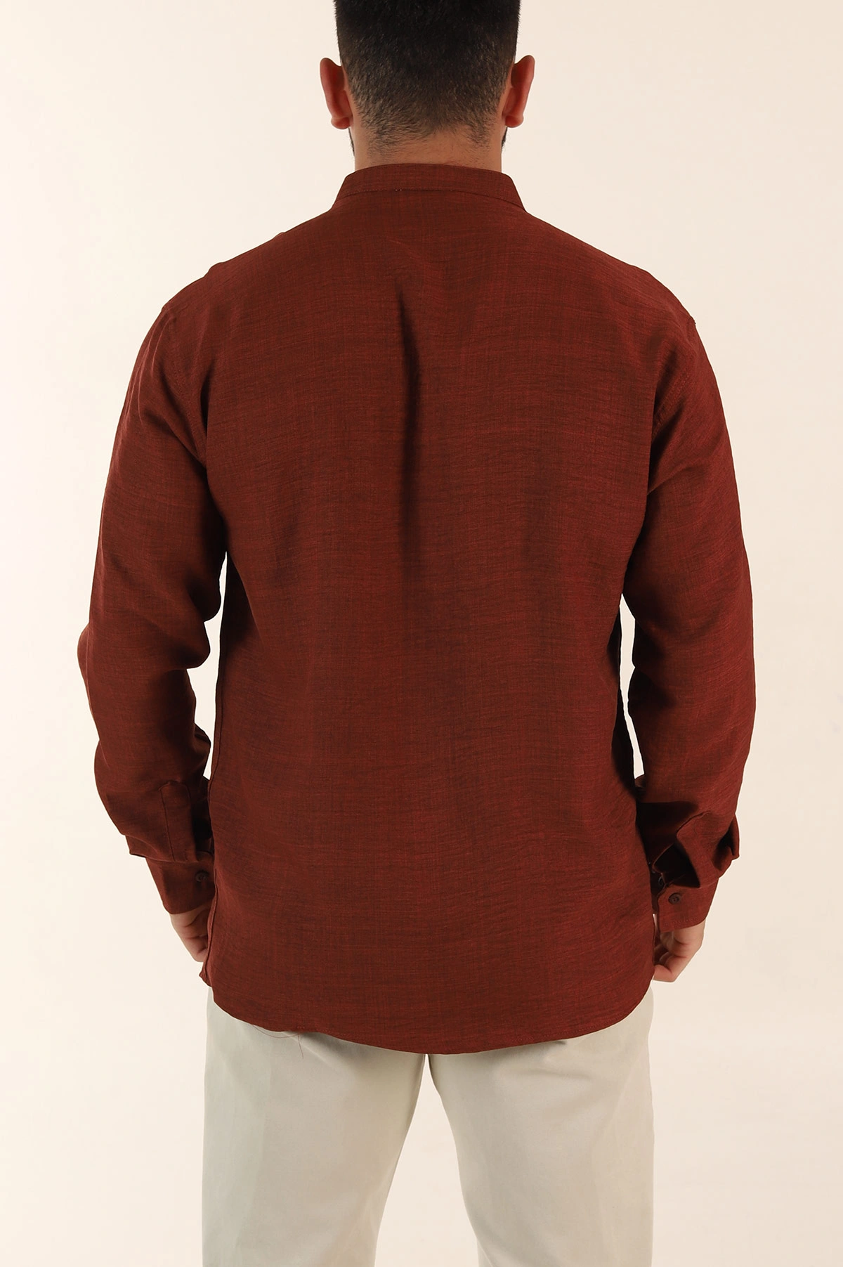 Kahverengi Relaxed Fit Hakim Yaka Yarım Düğmeli Erkek Gömlek 369853