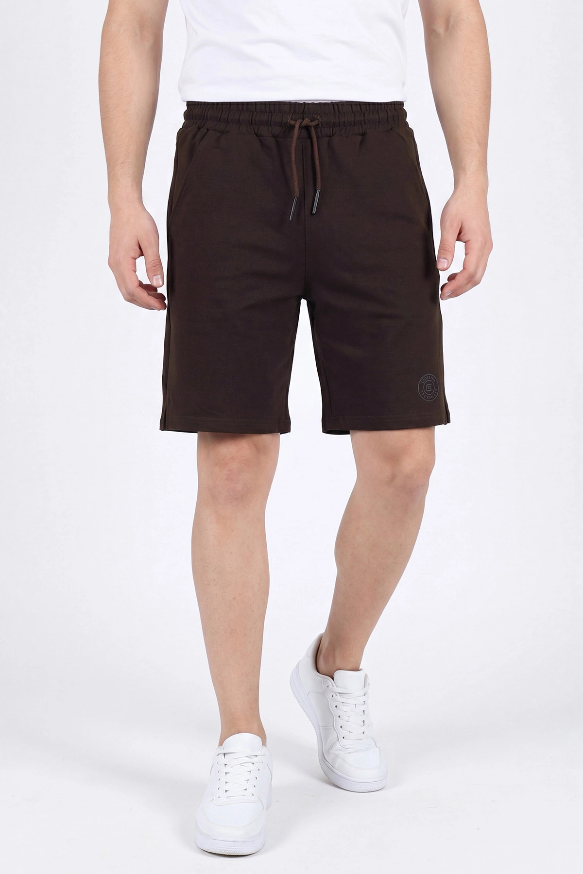Kahverengi Relaxed Fit İki İp Şardonsuz Kabartma Baskılı Erkek Şort 467385