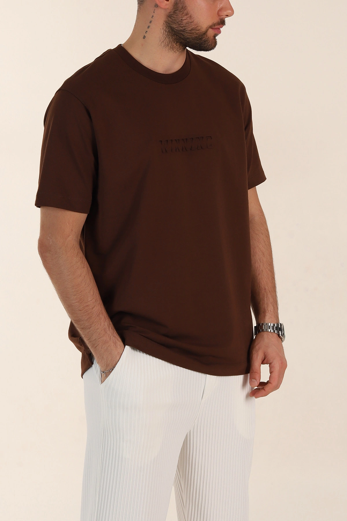 Kahverengi Relaxed Fit Kabartma Yazı Detaylı Erkek Tişört 358505