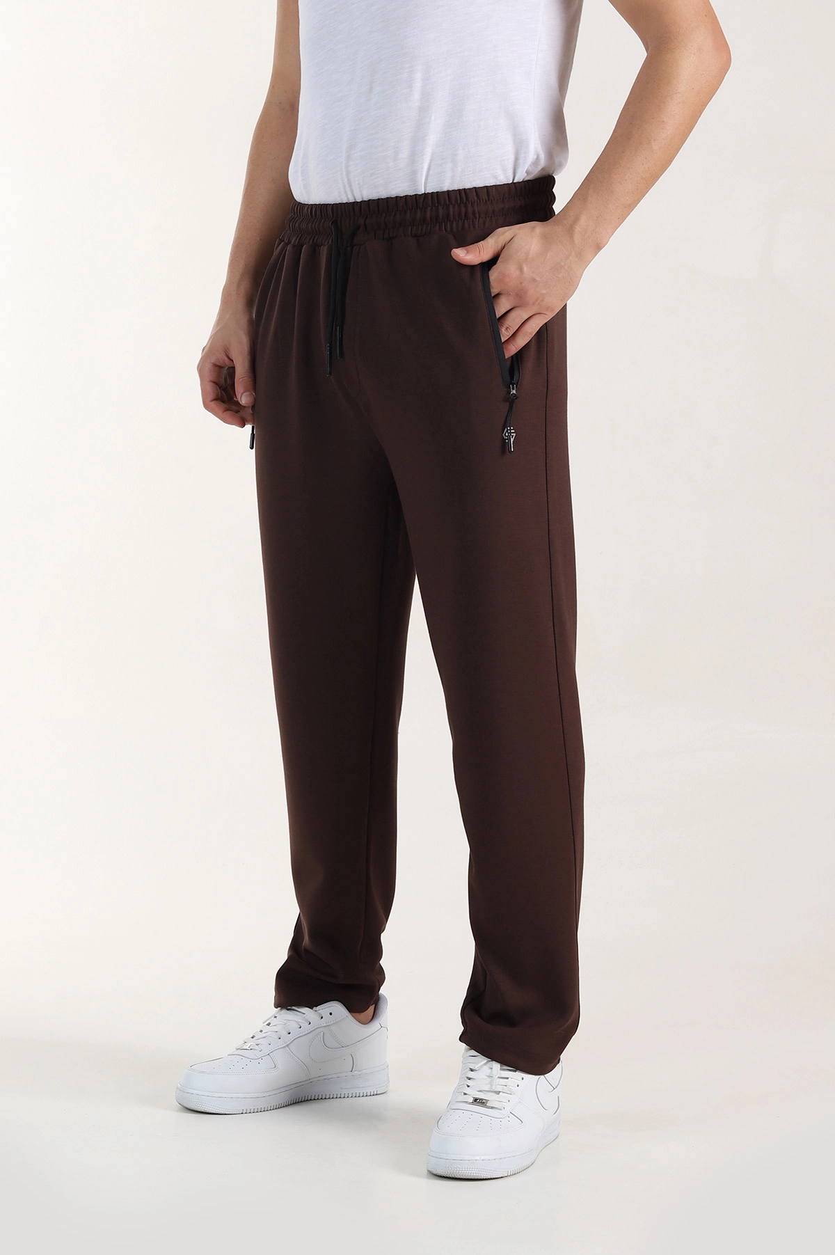 Kahverengi Relaxed Fit Oysho Kumaş Fermuarlı Cepli Erkek Eşofman Altı 412724
