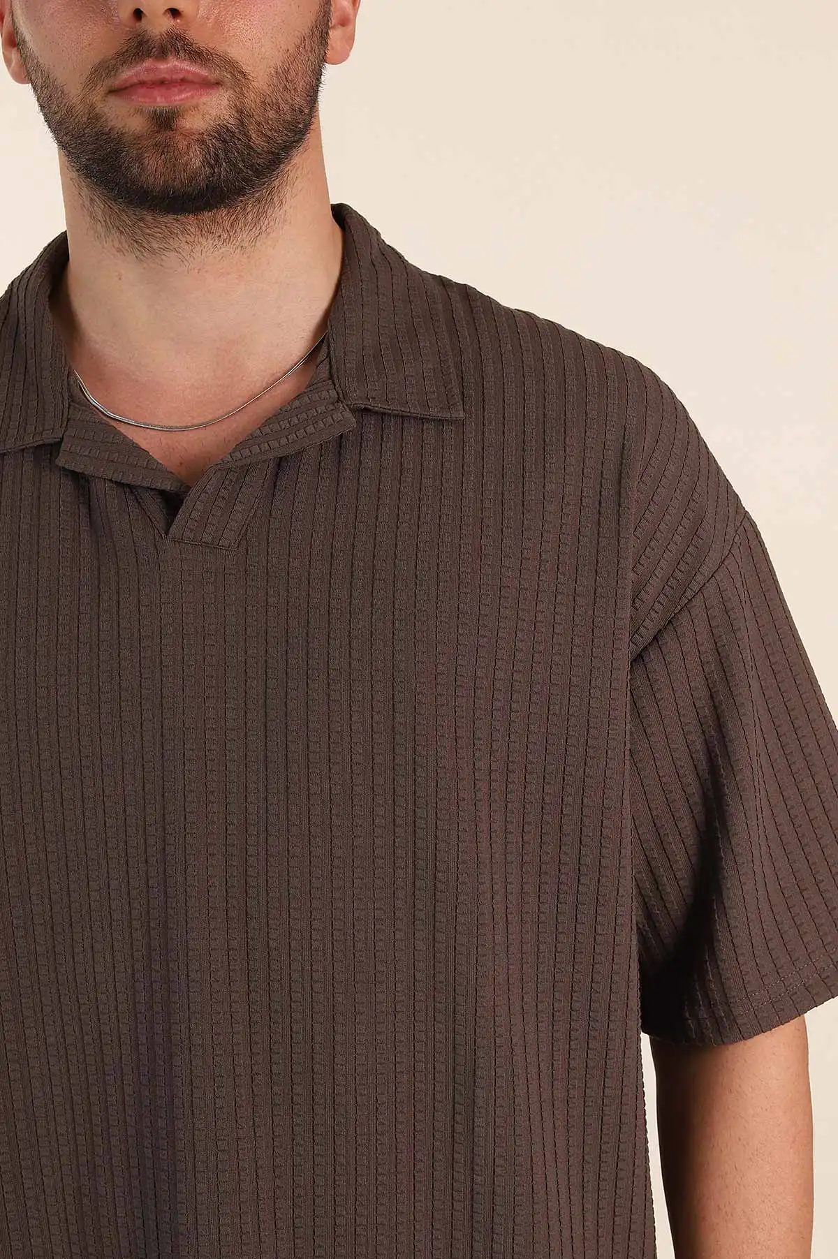 Kahverengi Relaxed Fit Waffle Dokulu Patlı Polo Yaka Erkek Tişört 370297
