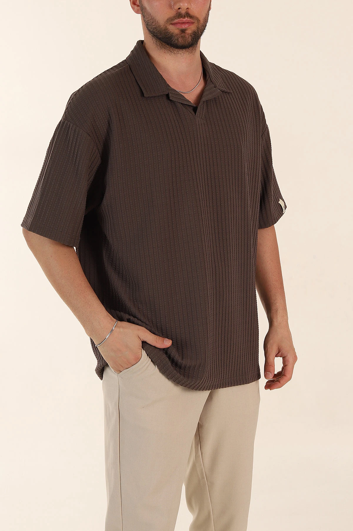 Kahverengi Relaxed Fit Waffle Dokulu Patlı Polo Yaka Erkek Tişört 370297