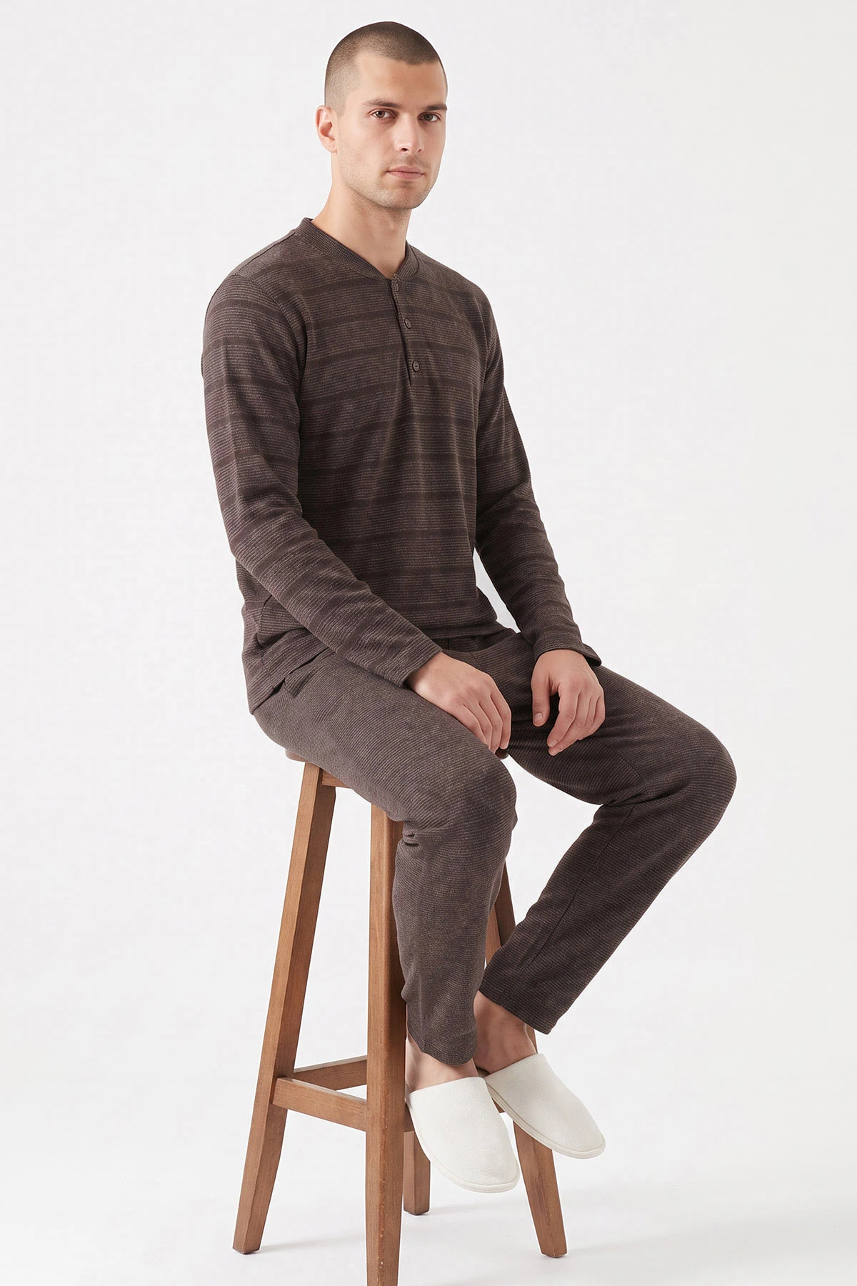 Kahverengi Selanik Düğme Detaylı Uzun Kollu Erkek Pijama Takımı 495428