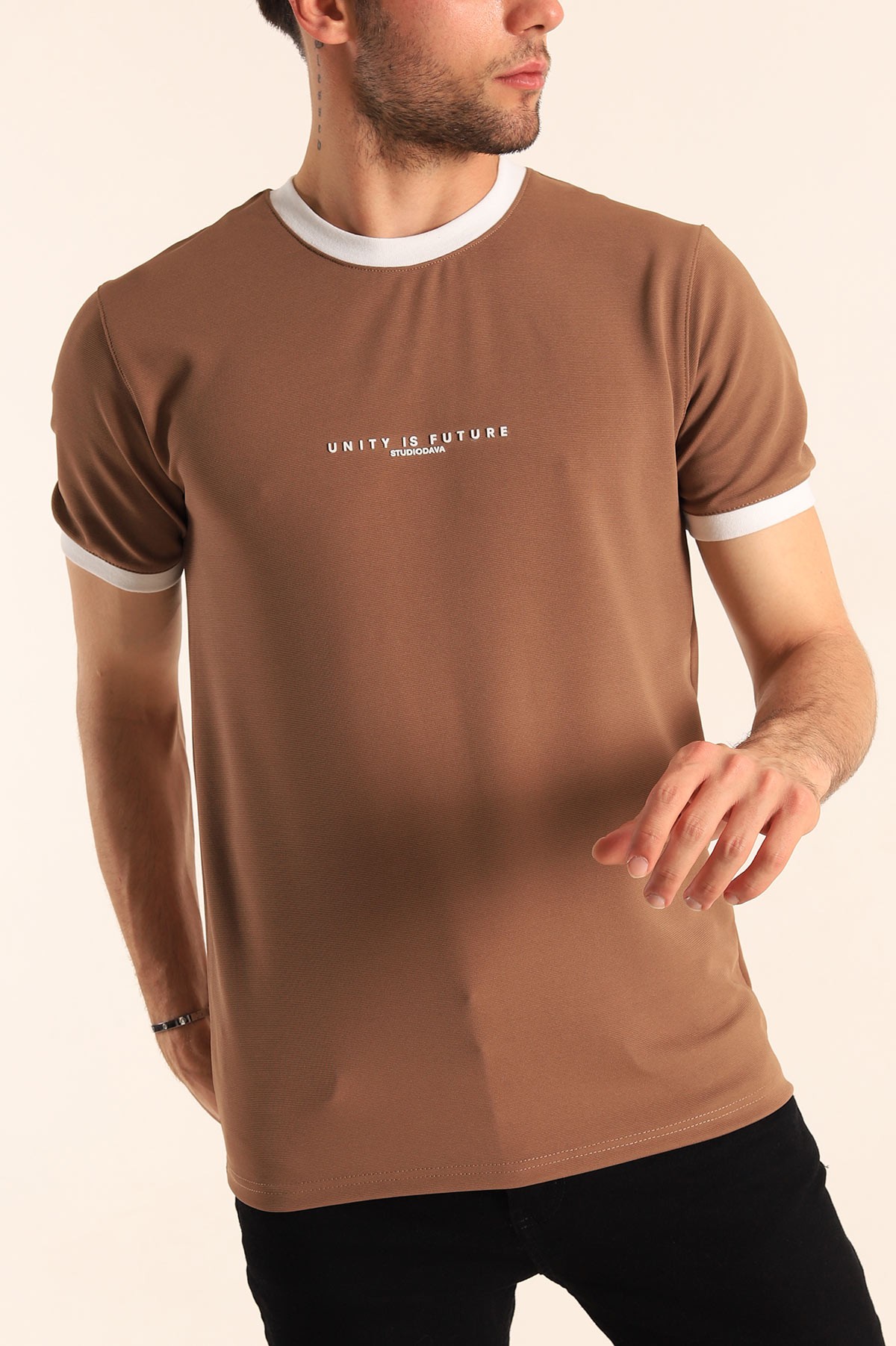 Kahverengi Slim Fit Kabartma Yazılı Erkek Tişört 186799