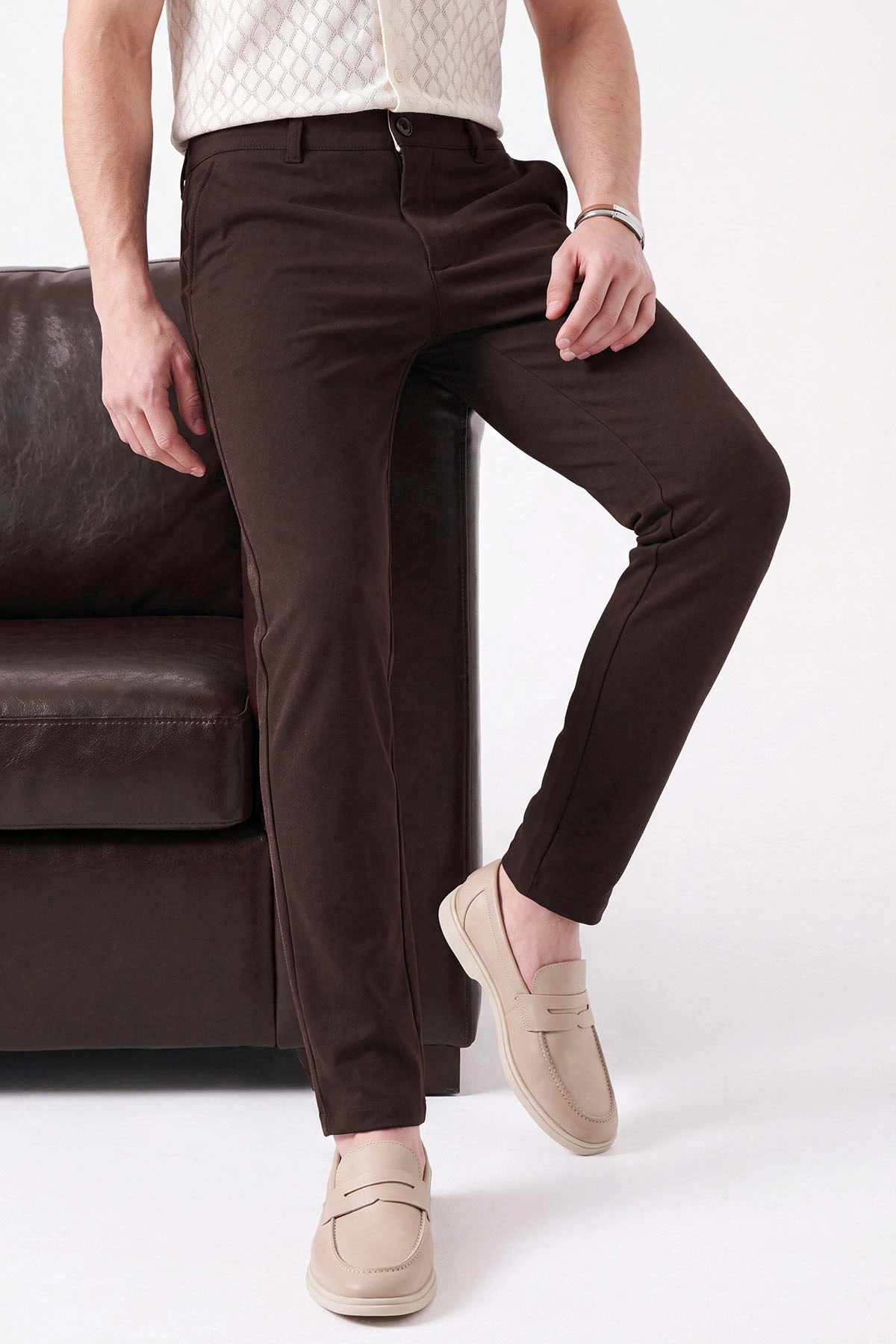Kahverengi Slim Fit Petek Armürlü Erkek Pantolon 472206