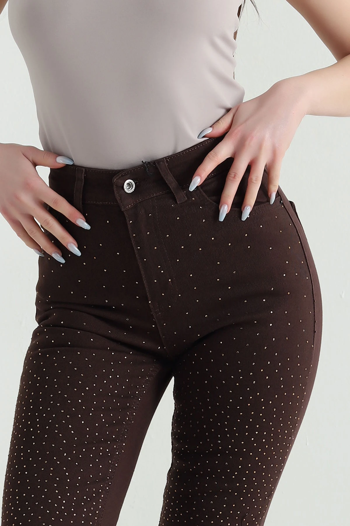 Kahverengi Taşlı Lazer Paça Kadın Kot Pantolon 450433