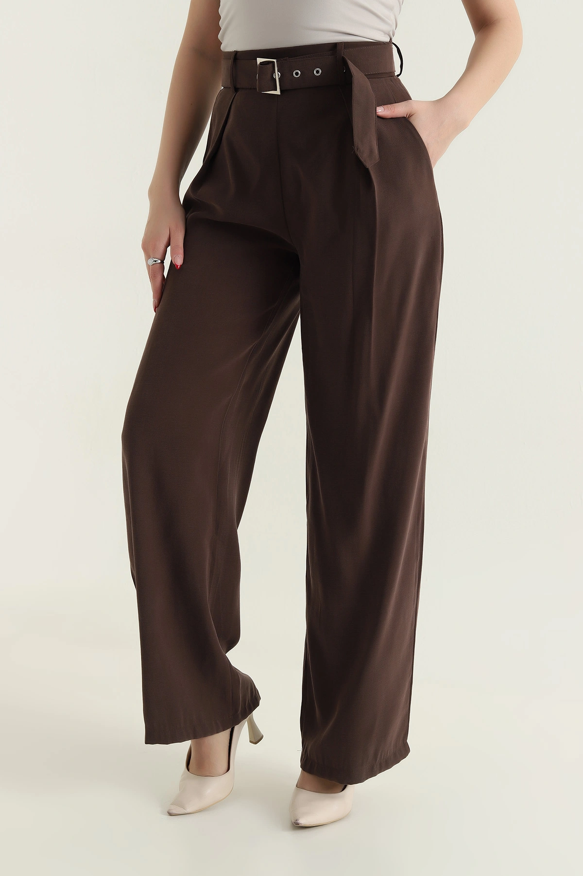 Kahverengi Tencel Viskon Kemerli Bol Paça Kadın Pantolon 434290