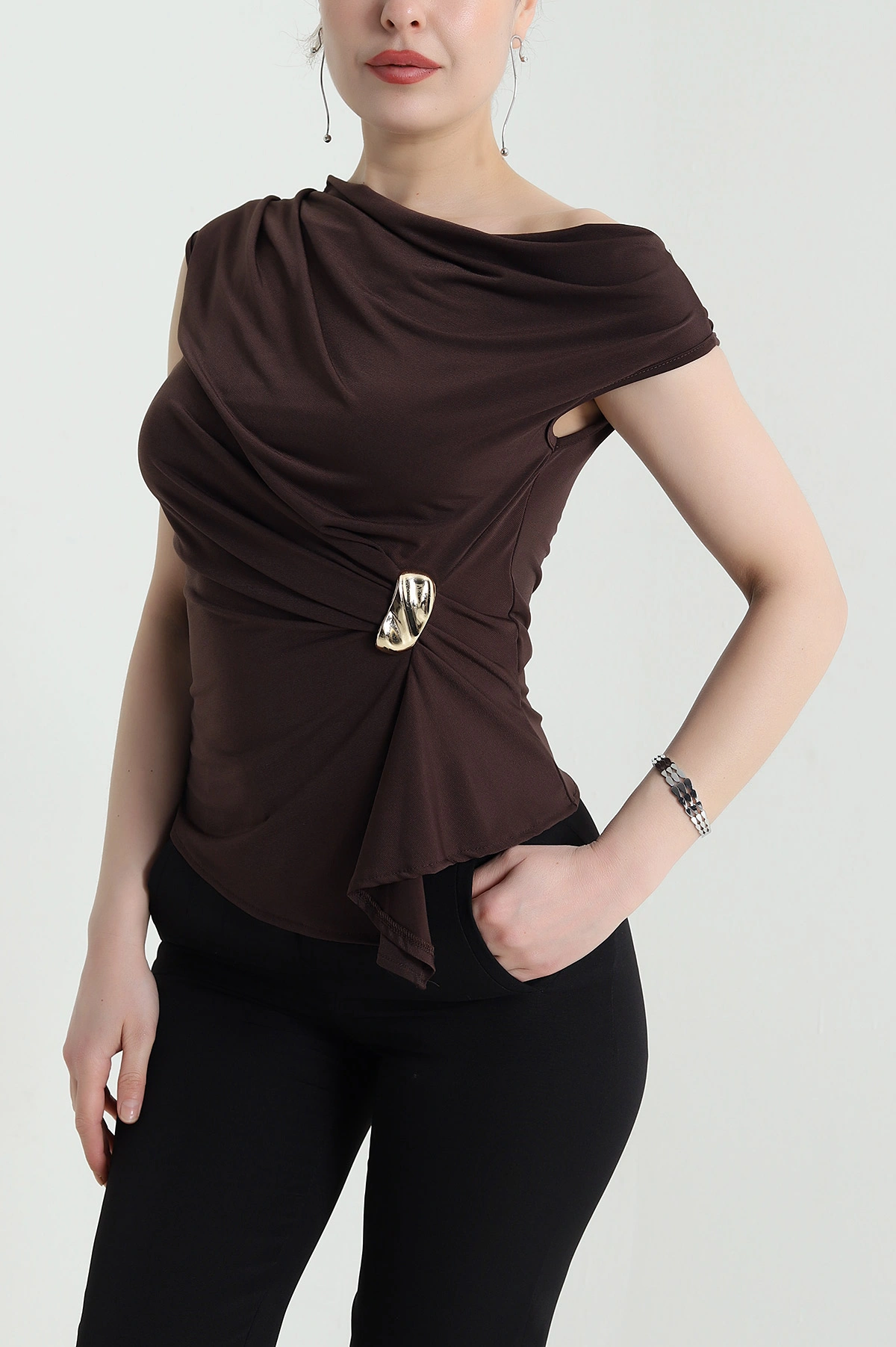 Kahverengi Tokalı Sandy Kadın Bluz 455786