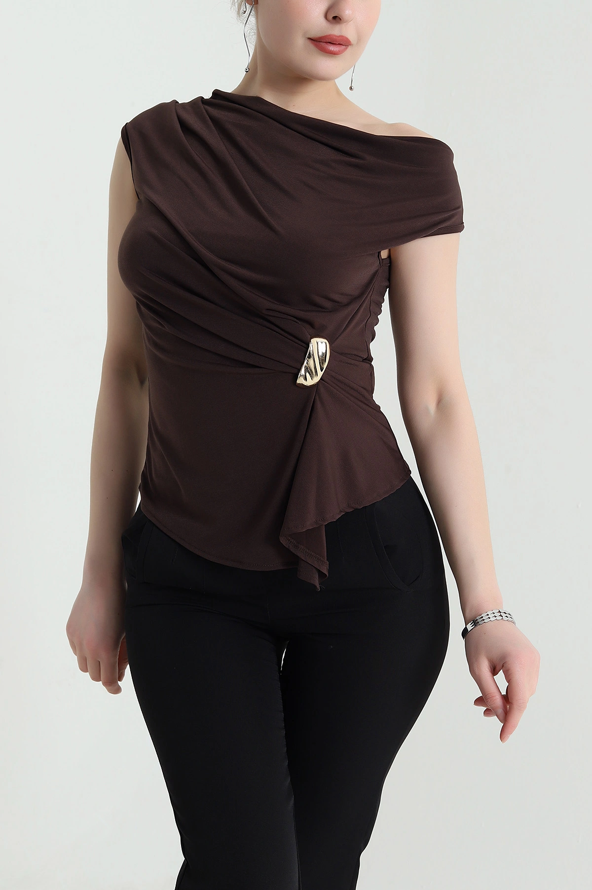 Kahverengi Tokalı Sandy Kadın Bluz 455786