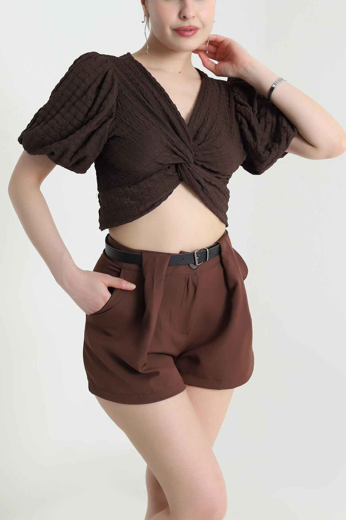 Kahverengi V Yaka Gofre Kadın Crop 456751