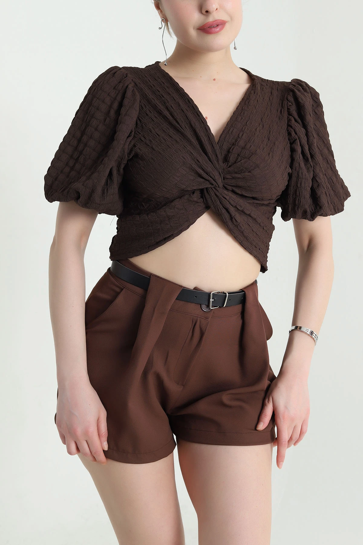 Kahverengi V Yaka Gofre Kadın Crop 456751