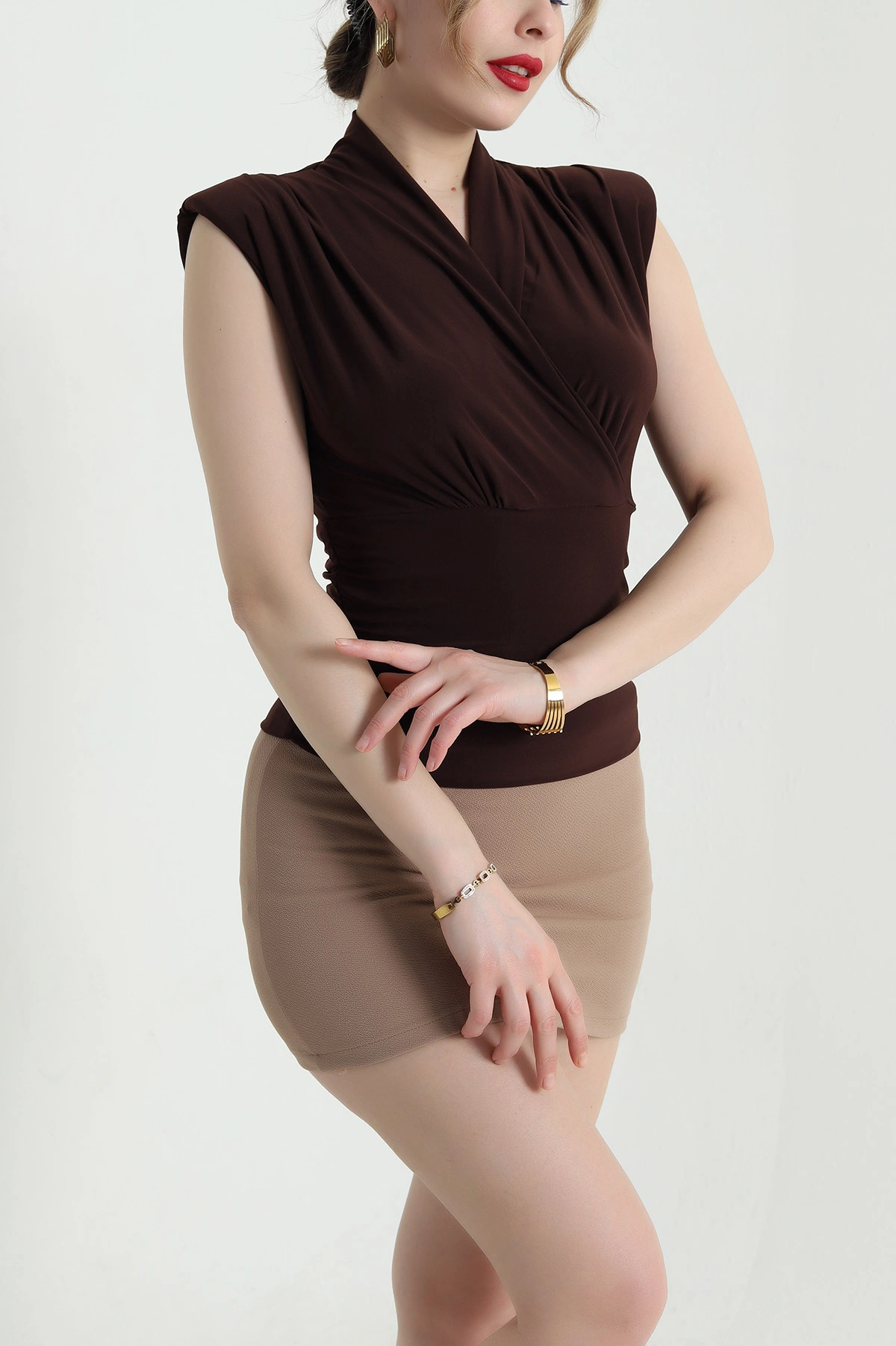 Kahverengi Vatkalı Sandy Kadın Bluz 441595