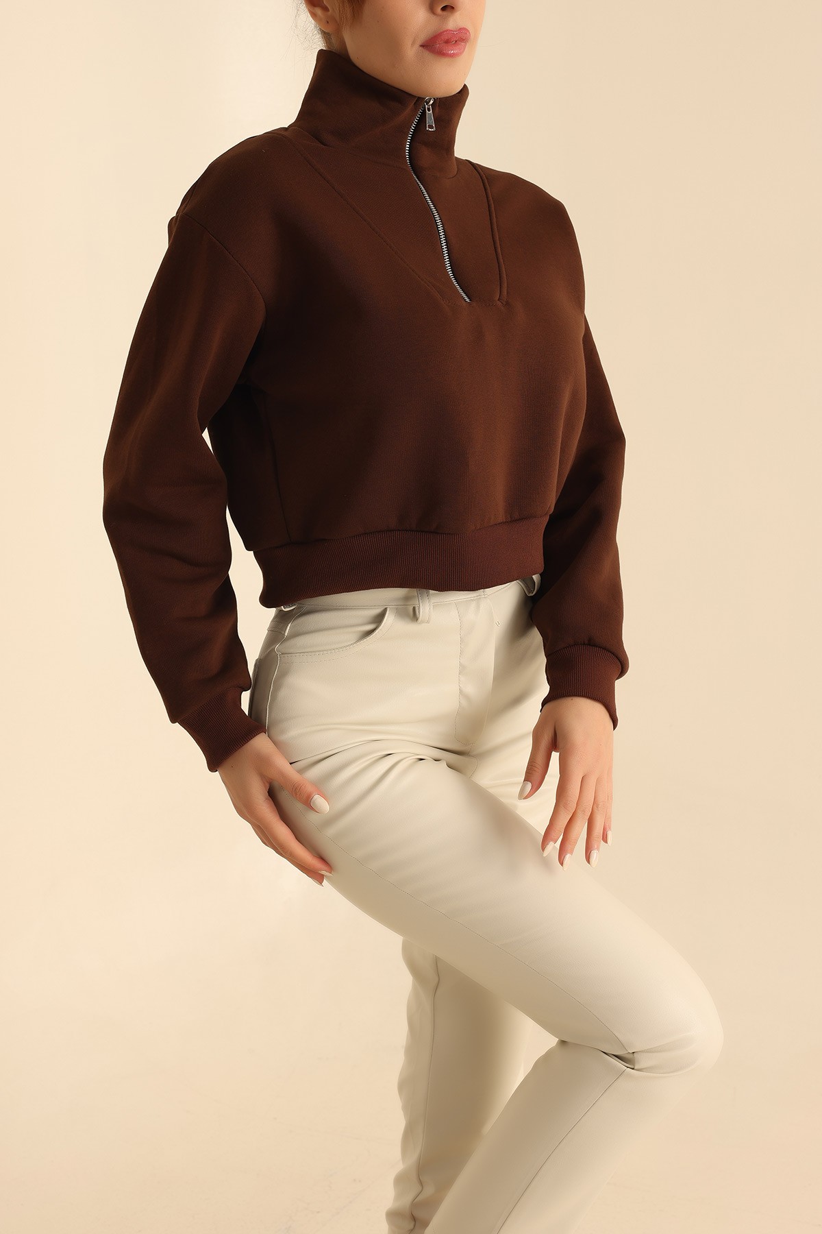 Kahverengi Yarım Fermuarlı Şardonlu Sweat 209591
