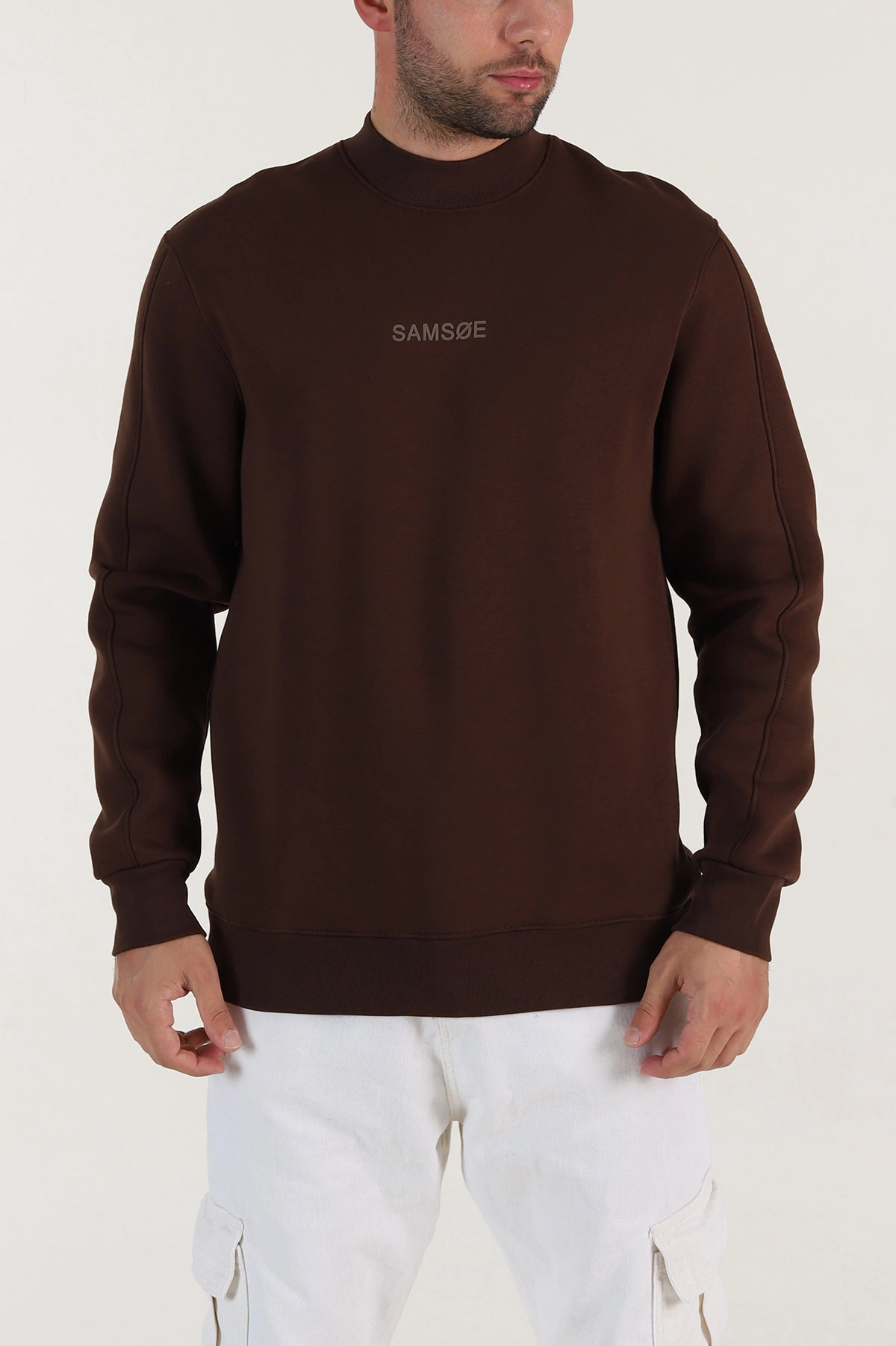 Kahverengi Yazı Detaylı Bisiklet Yaka Erkek Sweatshirt 397037
