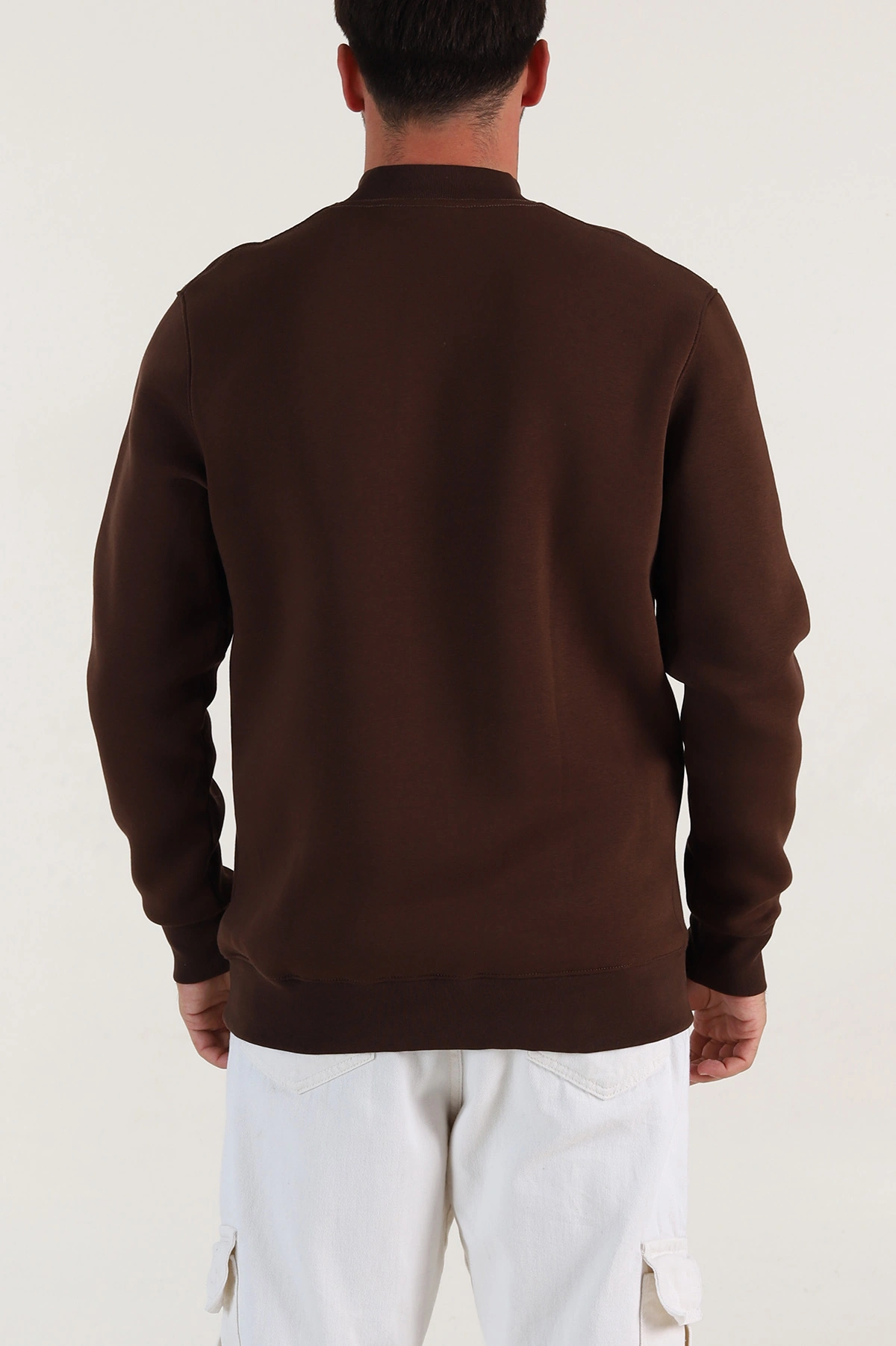 Kahverengi Yazı Detaylı Bisiklet Yaka Erkek Sweatshirt 397037