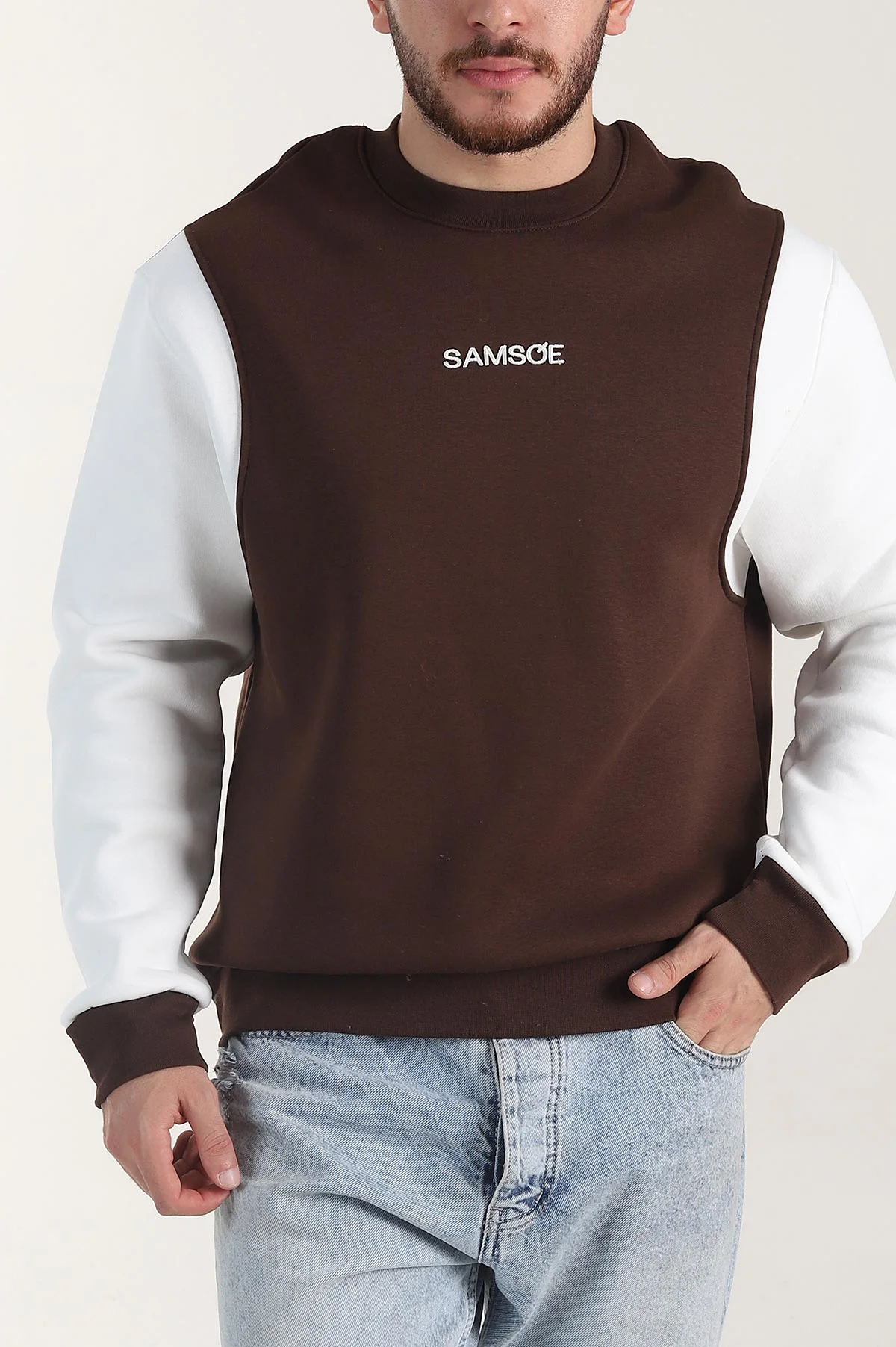 Kahverengi Yazı Detaylı Bisiklet Yaka Erkek Sweatshirt 404763