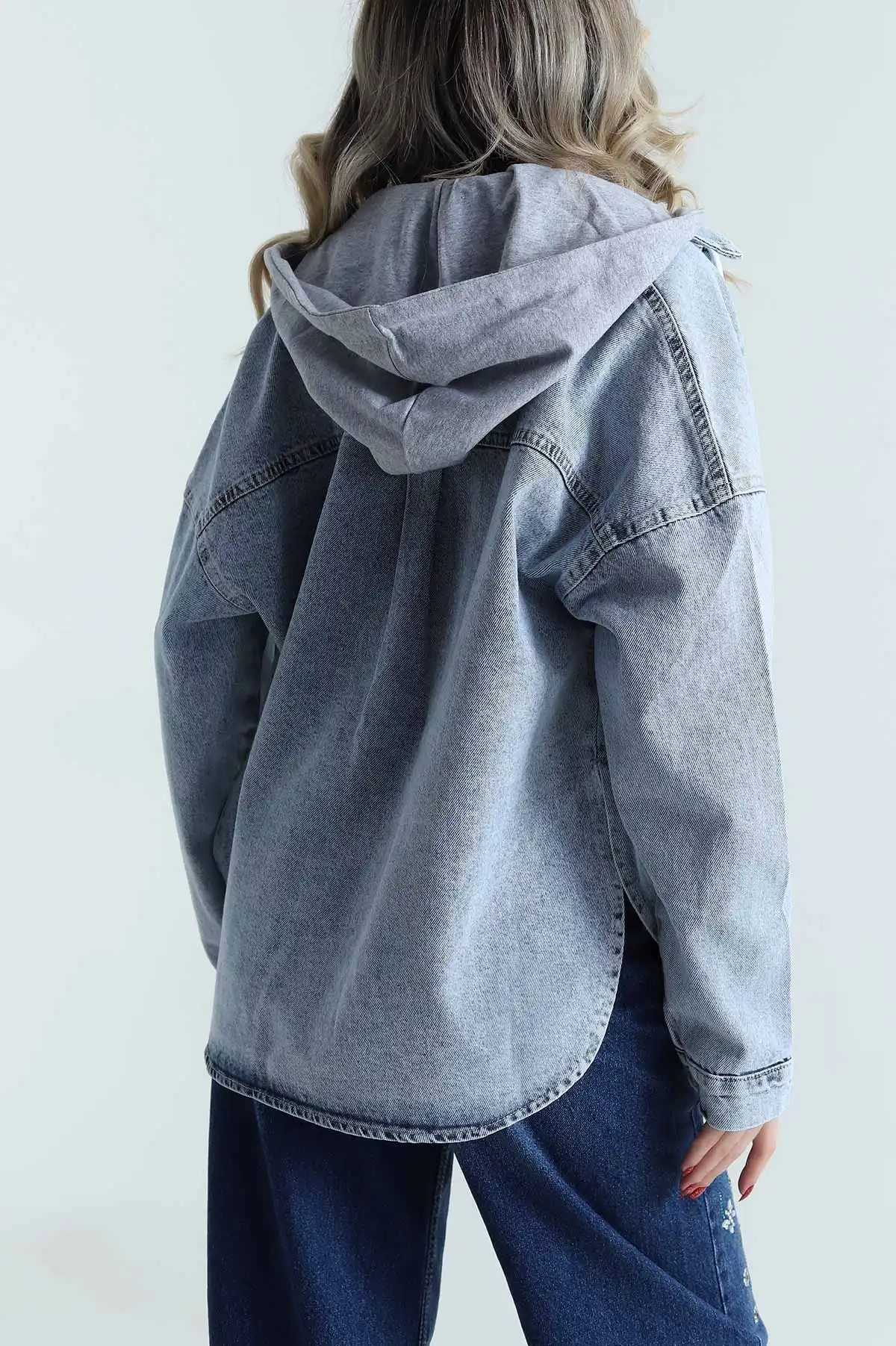 Kar Yıkama Oversize Kapşonlu Kadın Kot Ceket 480965