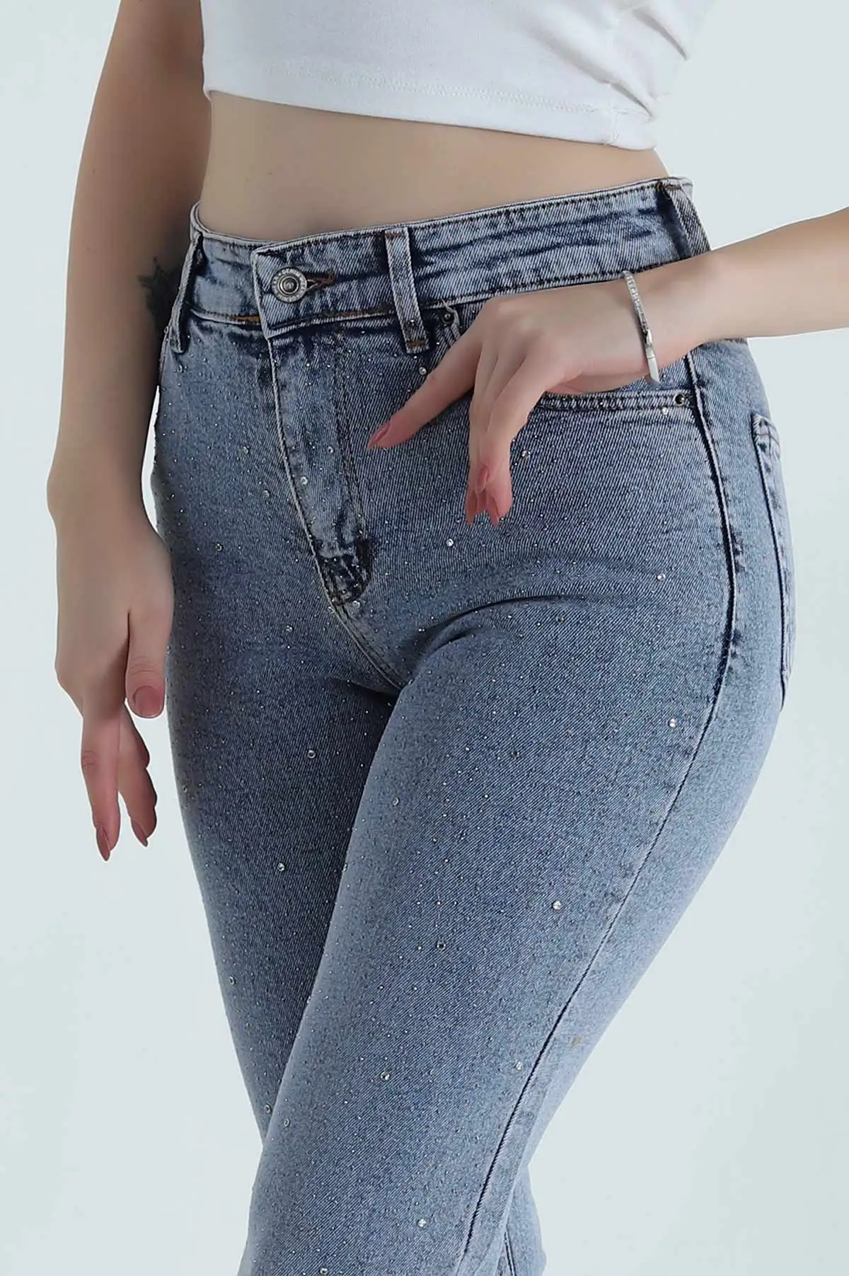 Kar Yıkama Serpme Taşlı Likralı Kadın Mom Kot Pantolon 486764