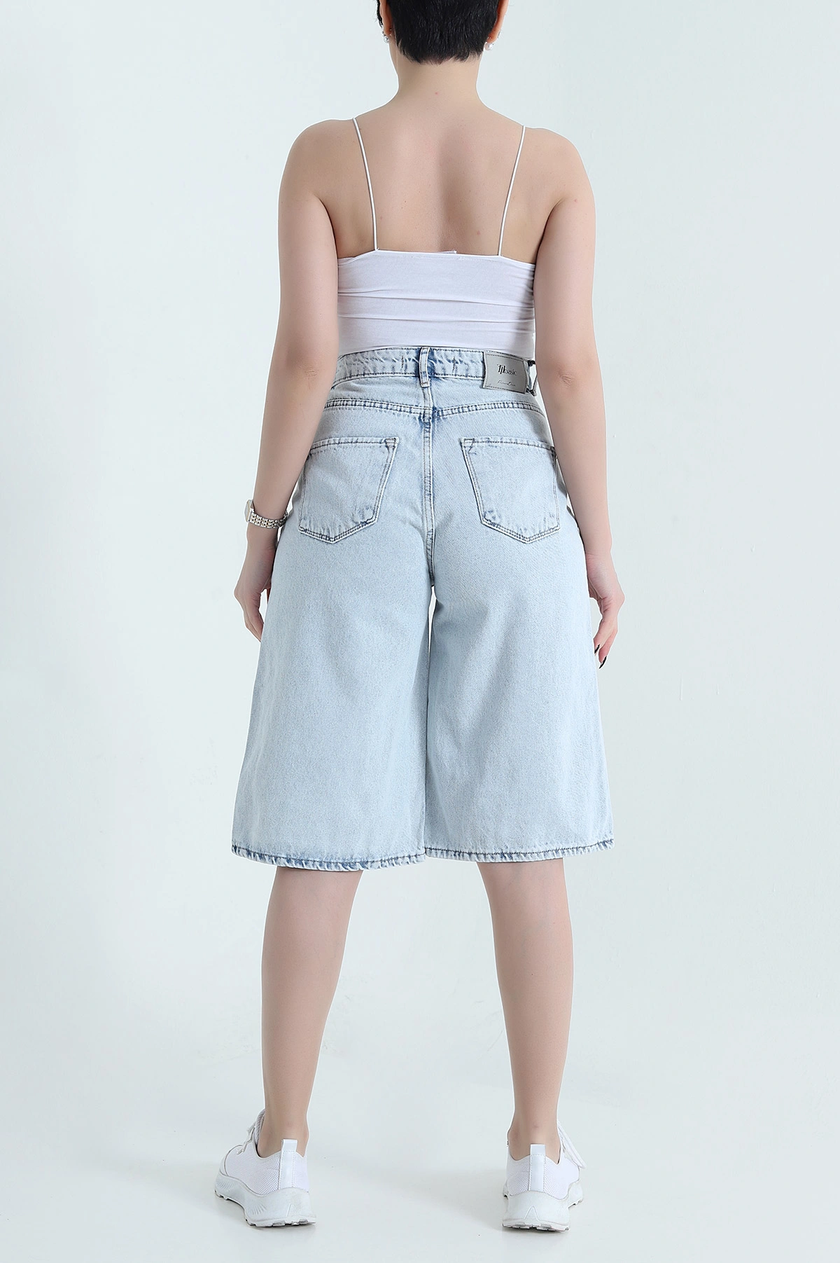 Kar Yıkama Yırtık Baggy Bermuda Kadın Kot Şort 452329
