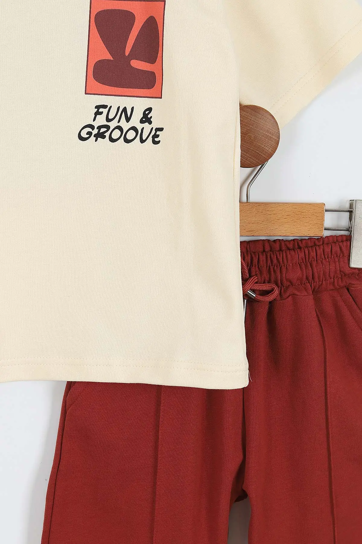 Kiremit Ekru  (7-12 Yaş)Ön Arka Fun Groove Baskılı Cepli Şortlu Erkek Çocuk Yazlık Takım 353402
