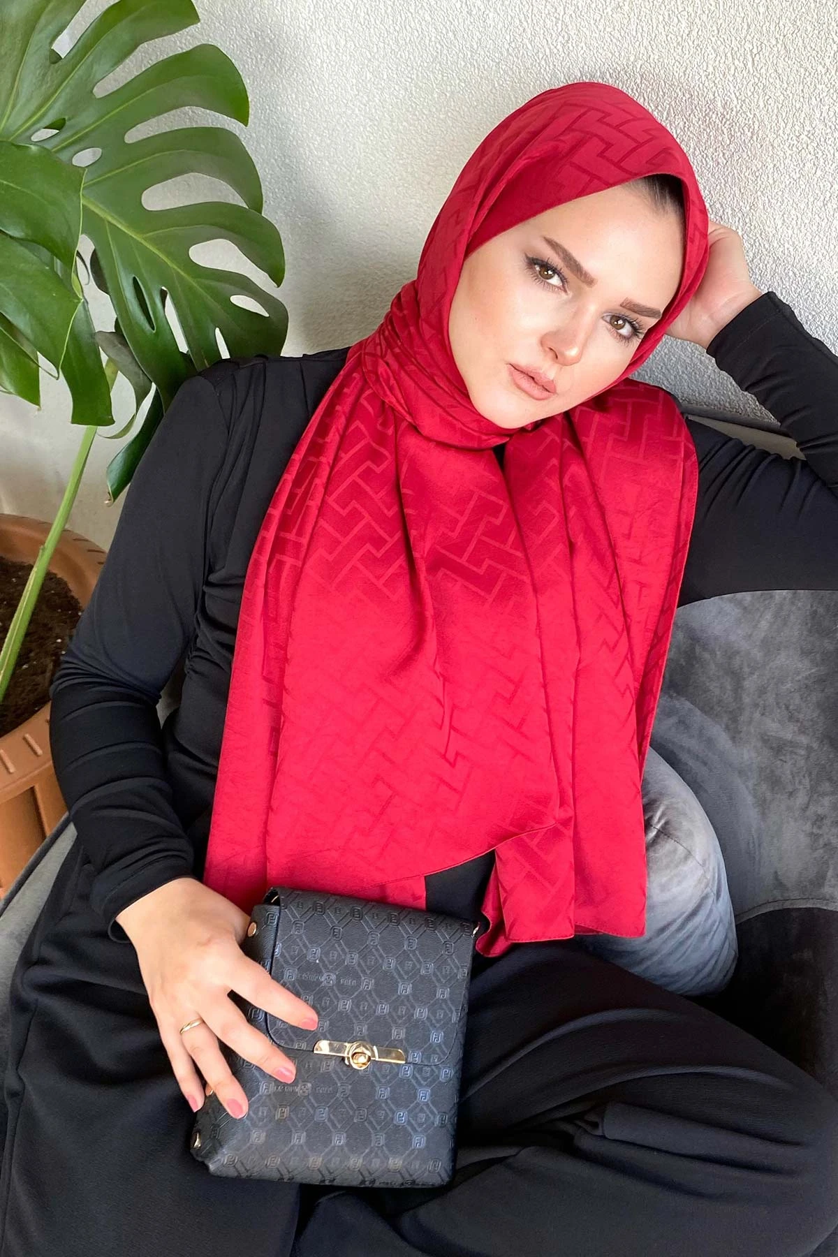 Kırmızı 180x70 Jakar İpeksi Labirent Desen Şal 270905