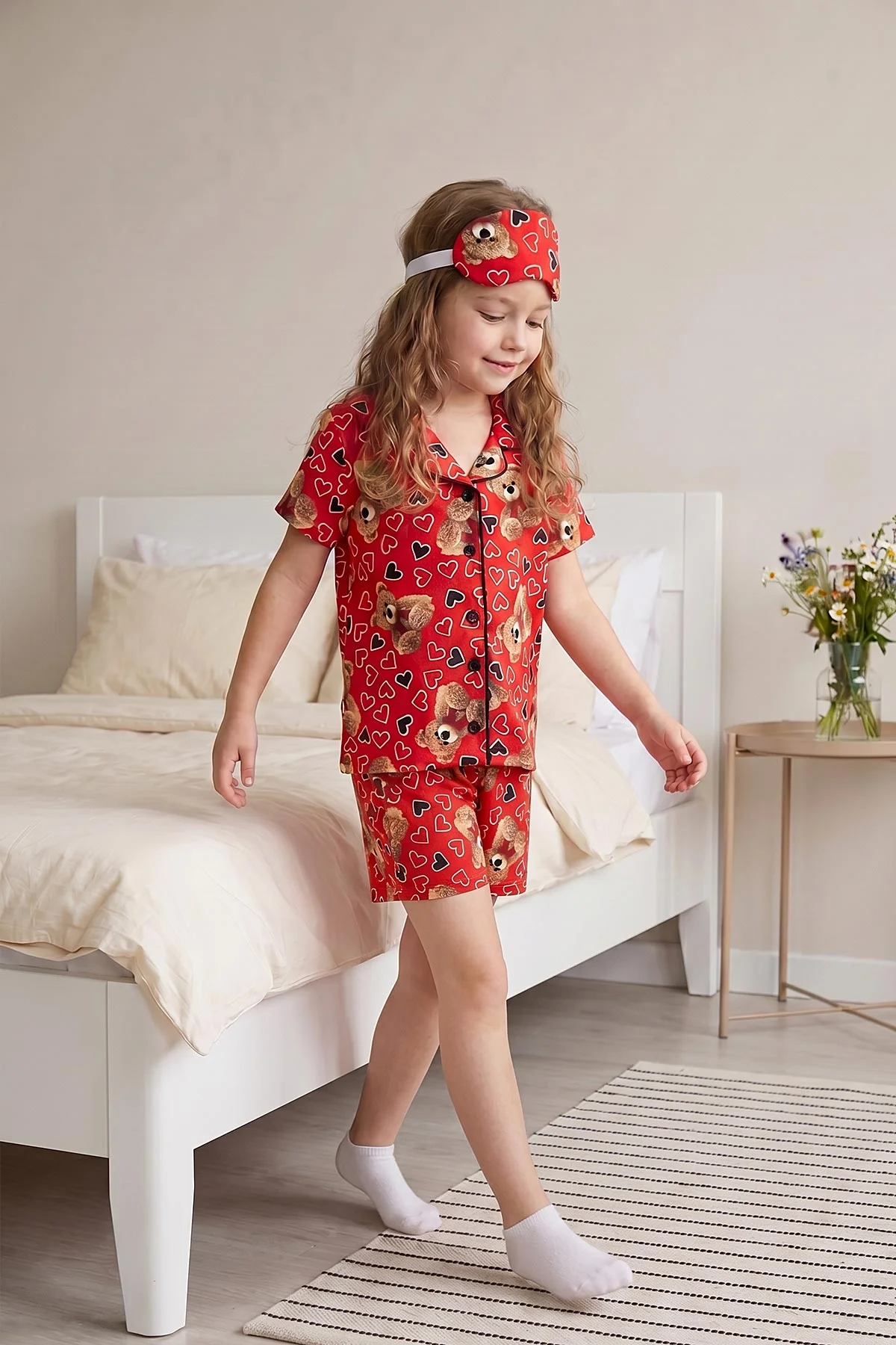 Kırmızı (4-12 Yaş) Ayıcık Desenli Kıl Biyeli Göz Bandı Detaylı Şortlu Kız Çocuk Pijama Takım 460886