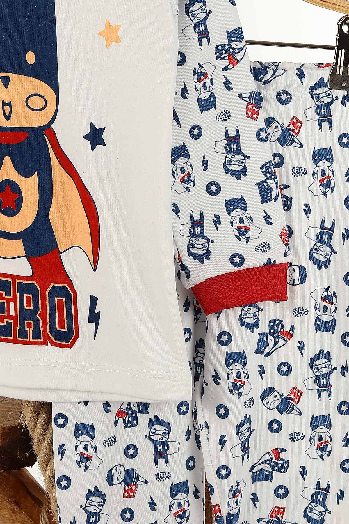 Kırmızı (4-6 Yaş) Ekru Kahraman Baskılı Erkek Çocuk Pijama Takım 145163