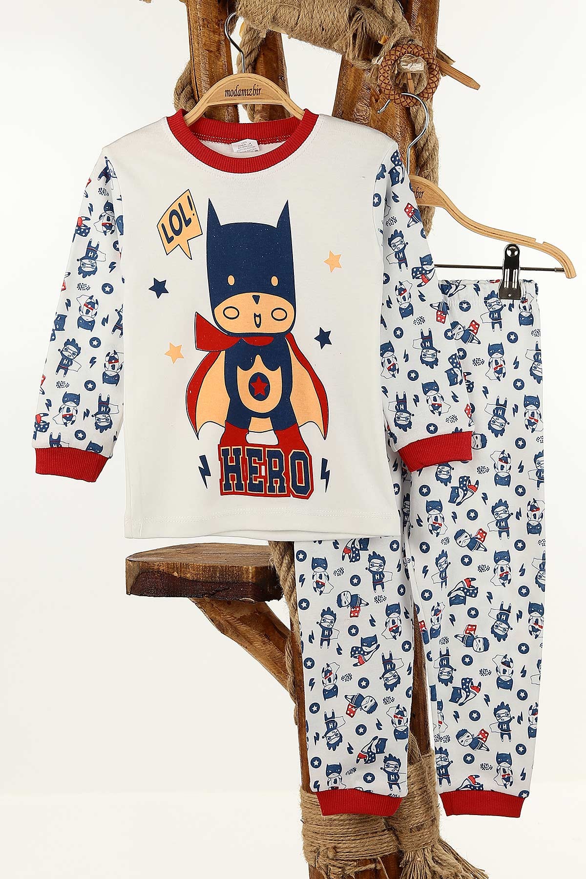 Kırmızı (4-6 Yaş) Ekru Kahraman Baskılı Erkek Çocuk Pijama Takım 145163