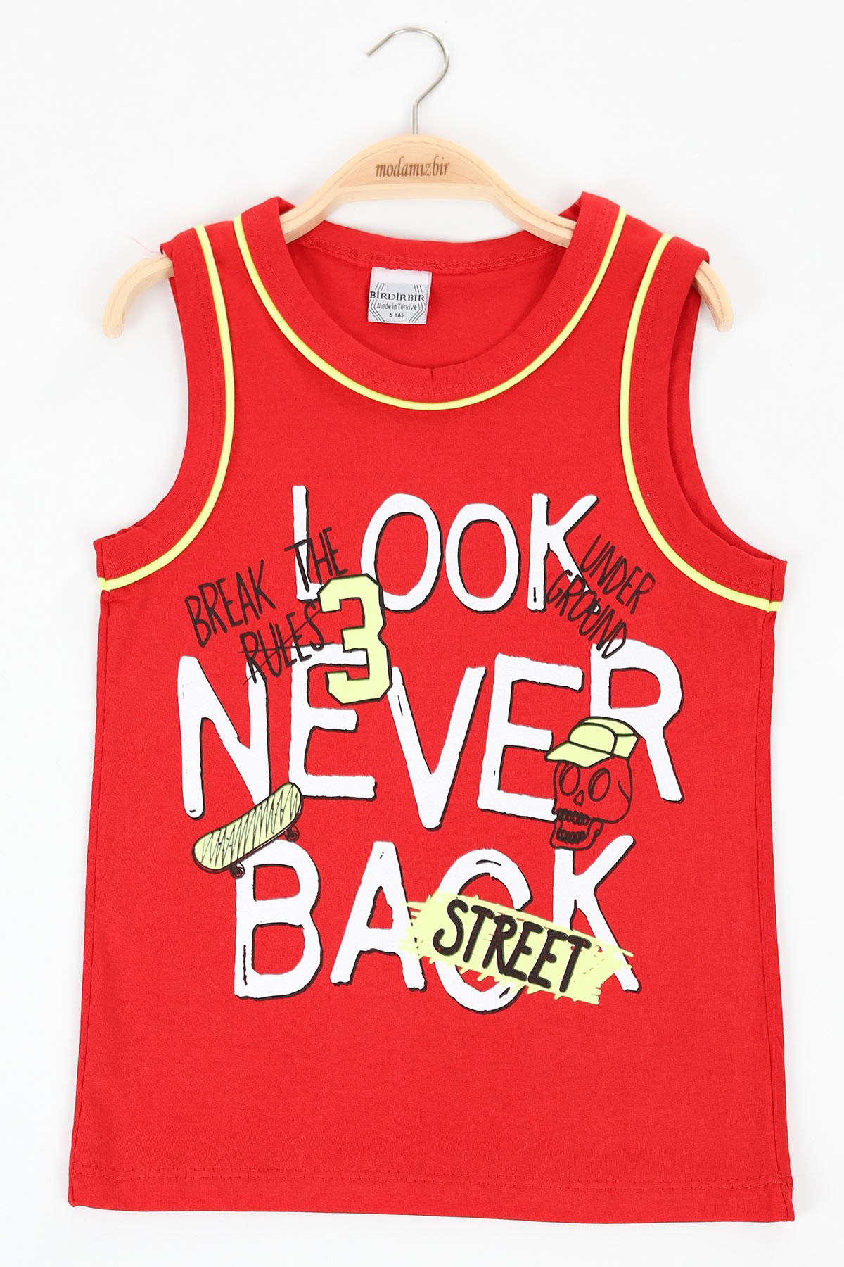 Kırmızı (5-8 yaş)Kolsuz Look Never Back Baskılı Erkek Çocuk Tişört 121050