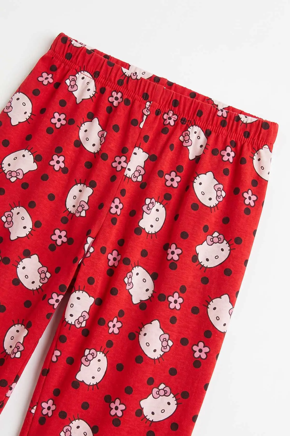 Kırmızı (6-14 Yaş) Desenli Yakadan Yarım Düğmeli  Süprem Kumaş Kız Çocuk Pijama Takımı 487220