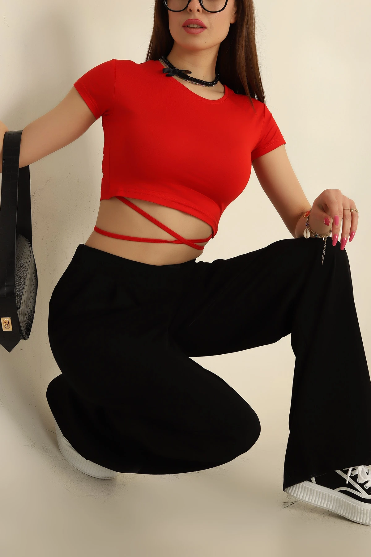 Kırmızı Bağlamalı Crop Bluz 268976