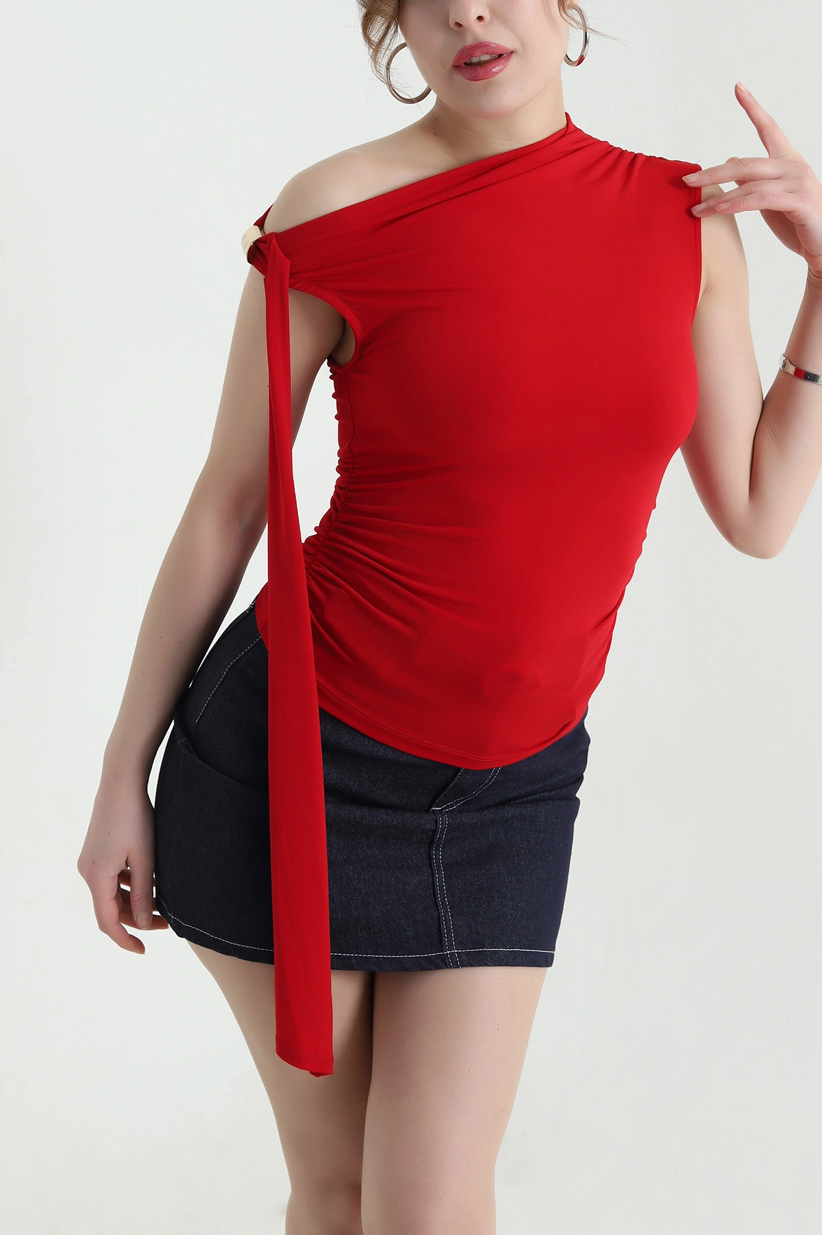 Kırmızı Büzgülü Sandy Kadın Bluz 438504