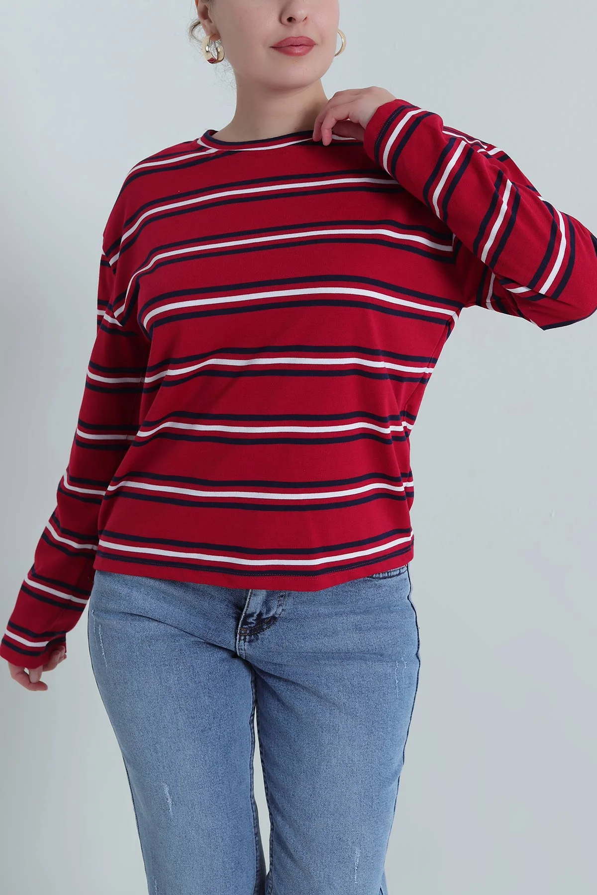 Kırmızı Çizgili Bisiklet Yaka Kadın Sweat 493205