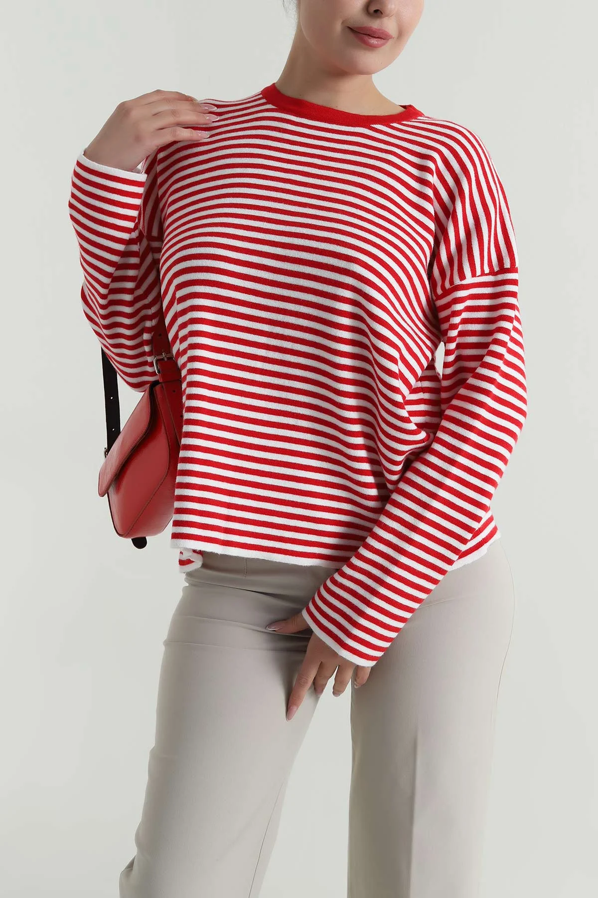 Kırmızı Çizgili Oversize Kadın Triko Kazak 487644