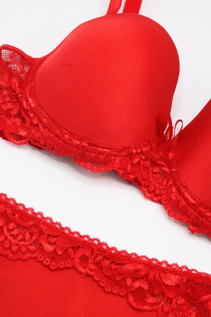 Kırmızı Dantelli Desteksiz C Cup Mikro Sütyen Takımı 218251