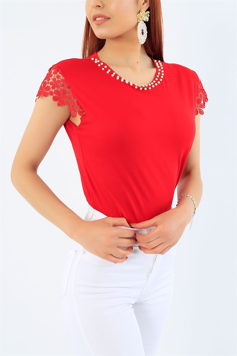 Kırmızı Dantelli Omuz İncili Yaka Bluz 31854