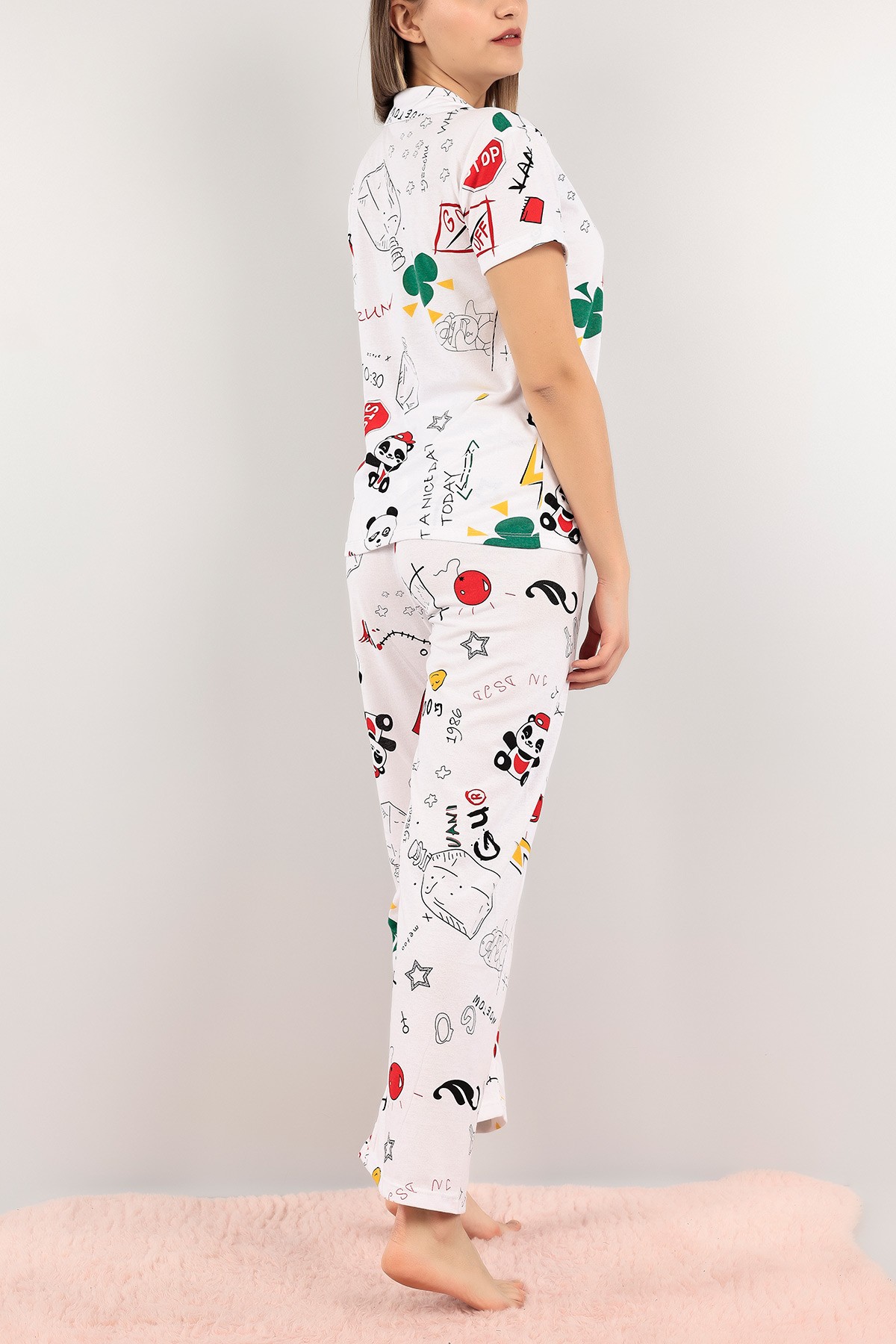 Kırmızı Düğmeli Desenli Bayan Pijama Takımı 110199