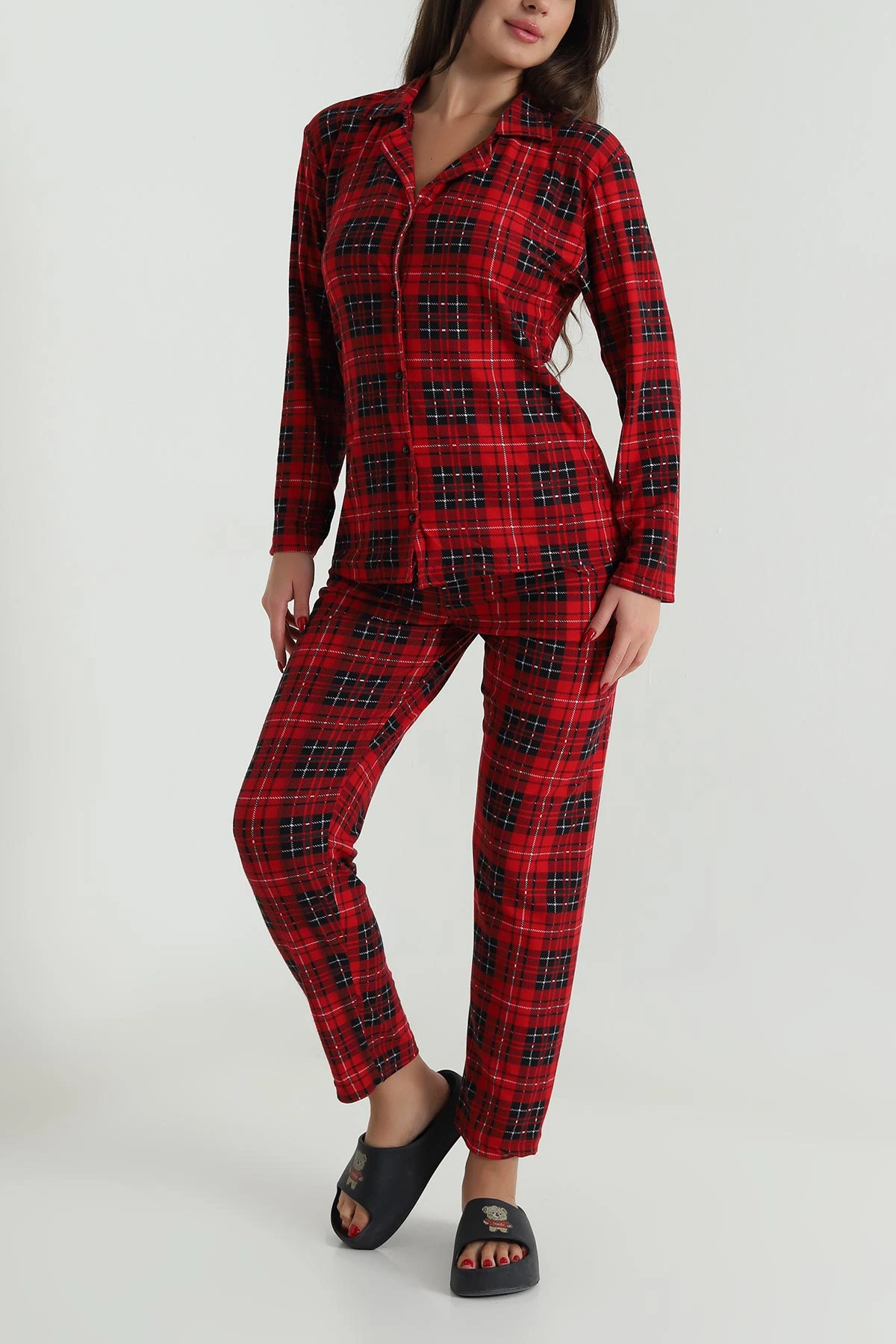 Kırmızı Düğmeli Süet Kadın Pijama Takımı 490739