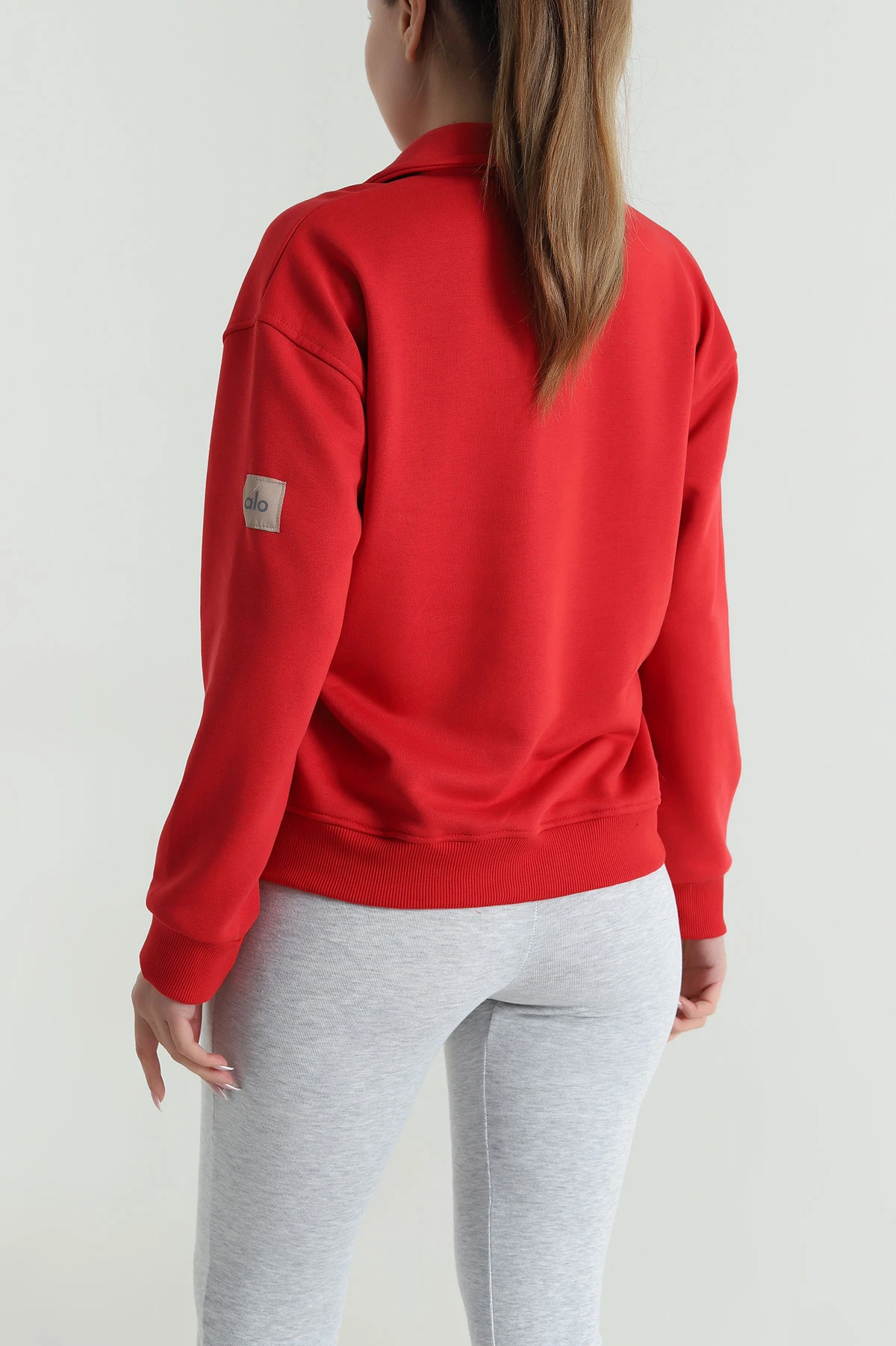 Kırmızı Düğmeli Yaka Üç İp Kadın Sweat 484743