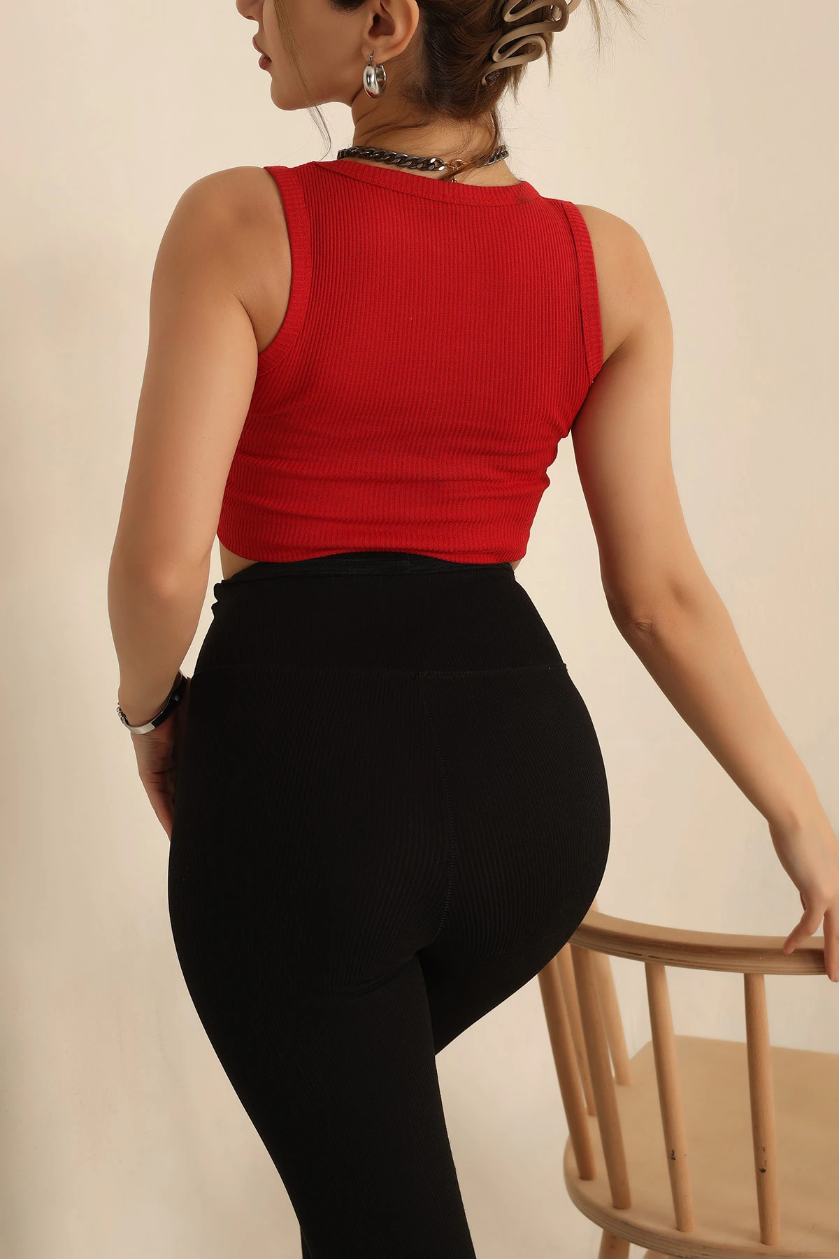 Kırmızı Fitilli Kolsuz Üst 240782