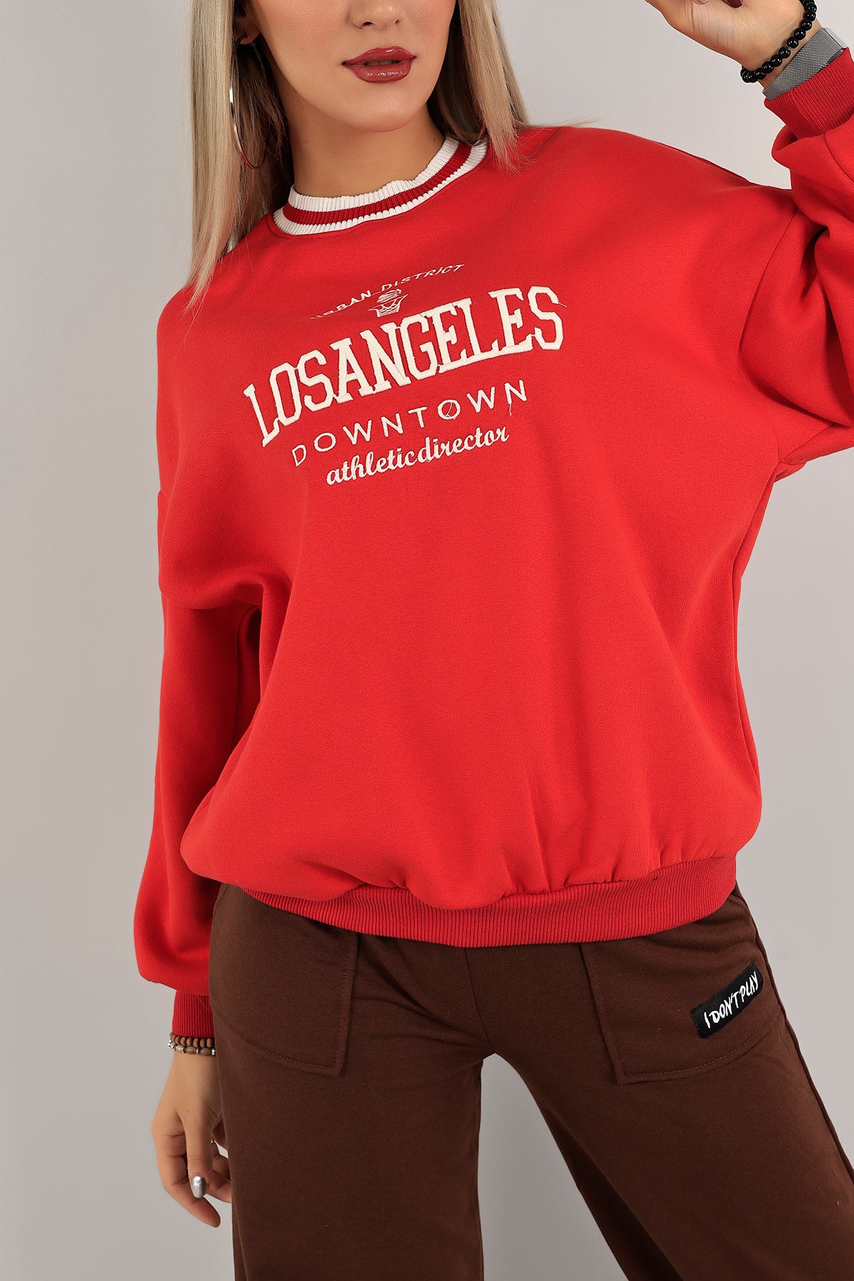 Kırmızı İçi Şardonlu Nakışlı Sweat 133819