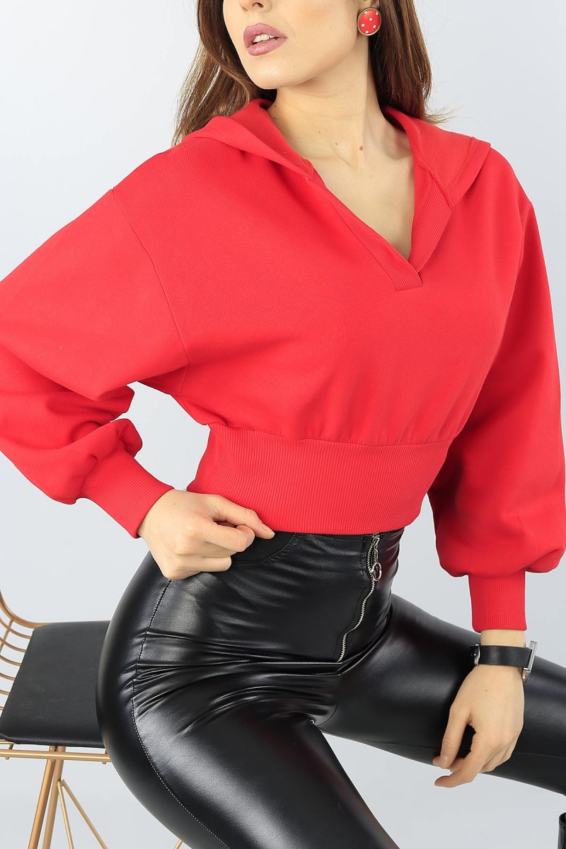 Kırmızı Kapüşonlu Üç İp Bayan Crop Sweat 53564