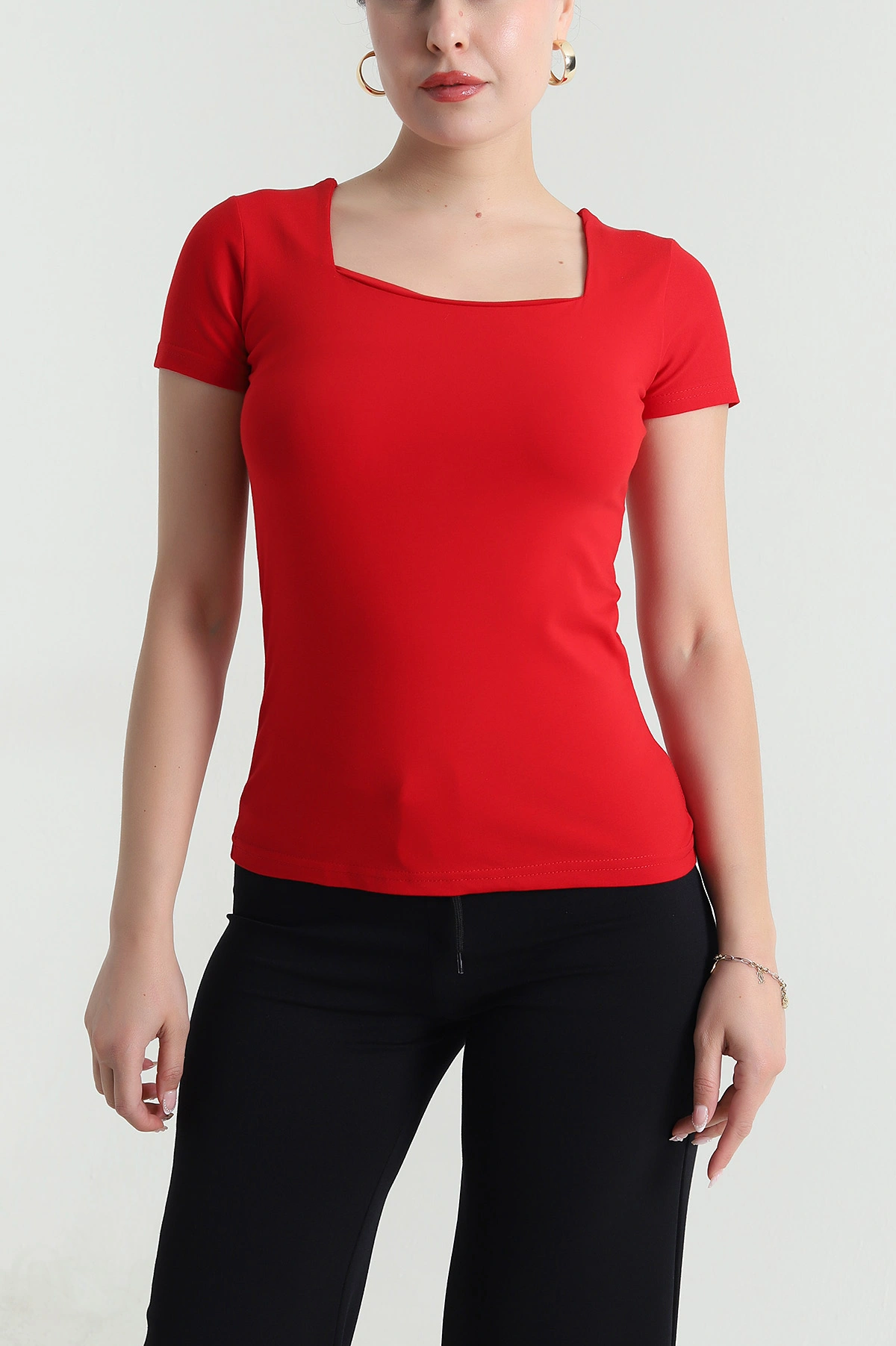 Kırmızı Kare Yaka Kadın Body 478368