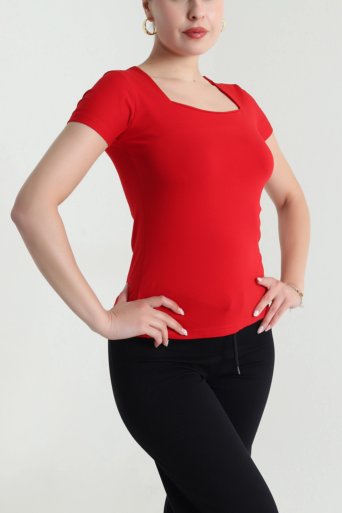 Kırmızı Kare Yaka Kadın Body 478368