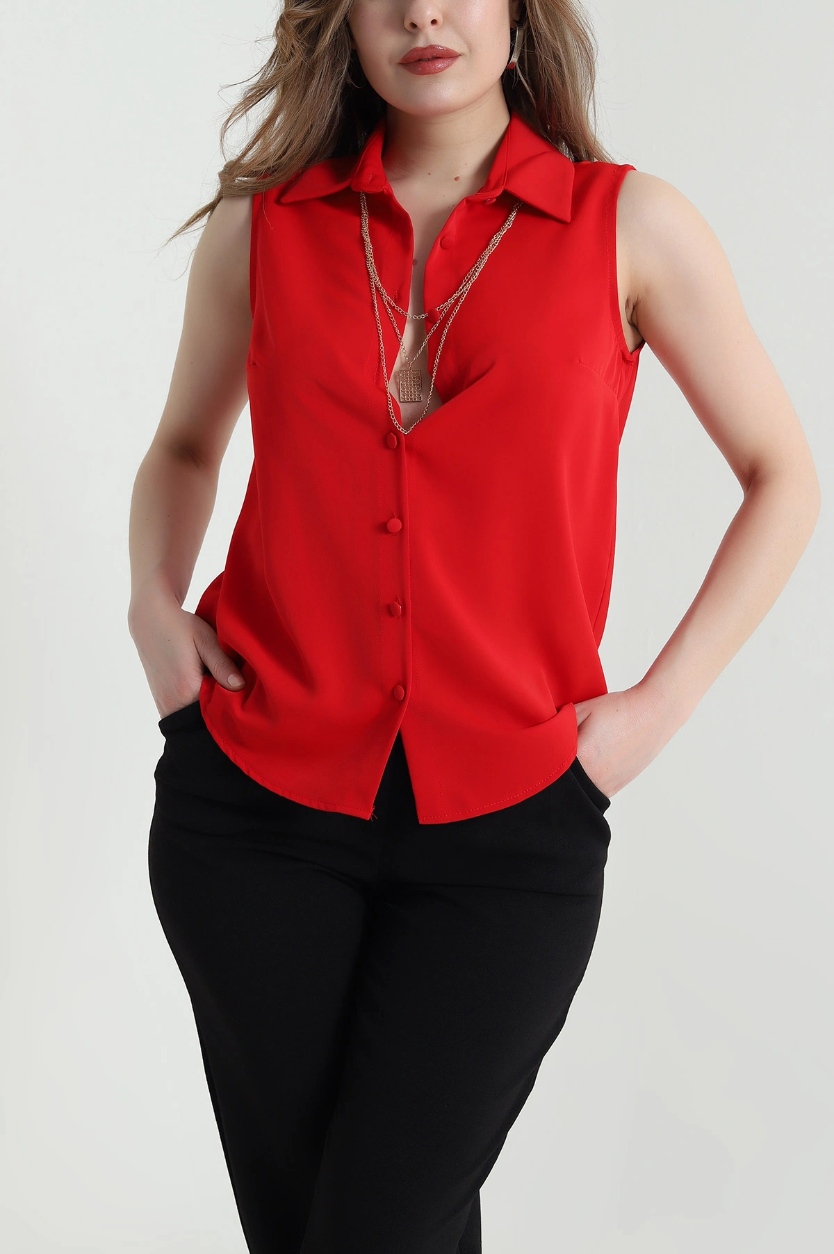 Kırmızı Kolye Detay Düğmeli Jessica Kadın Bluz 459478