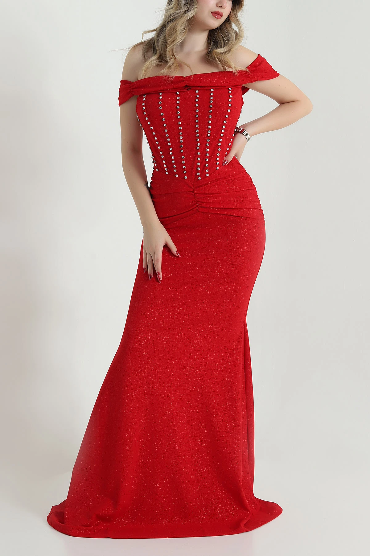 Kırmızı Omuz Dekolte Balık Model Simli Krep Kadın Abiye 473359