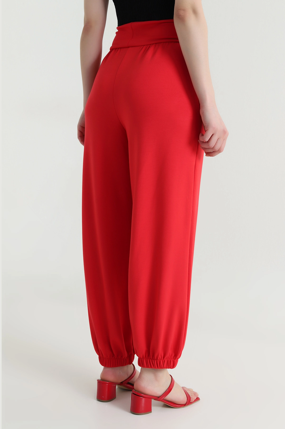 Kırmızı Paça Lastikli Oysho Kadın Pantolon 465324