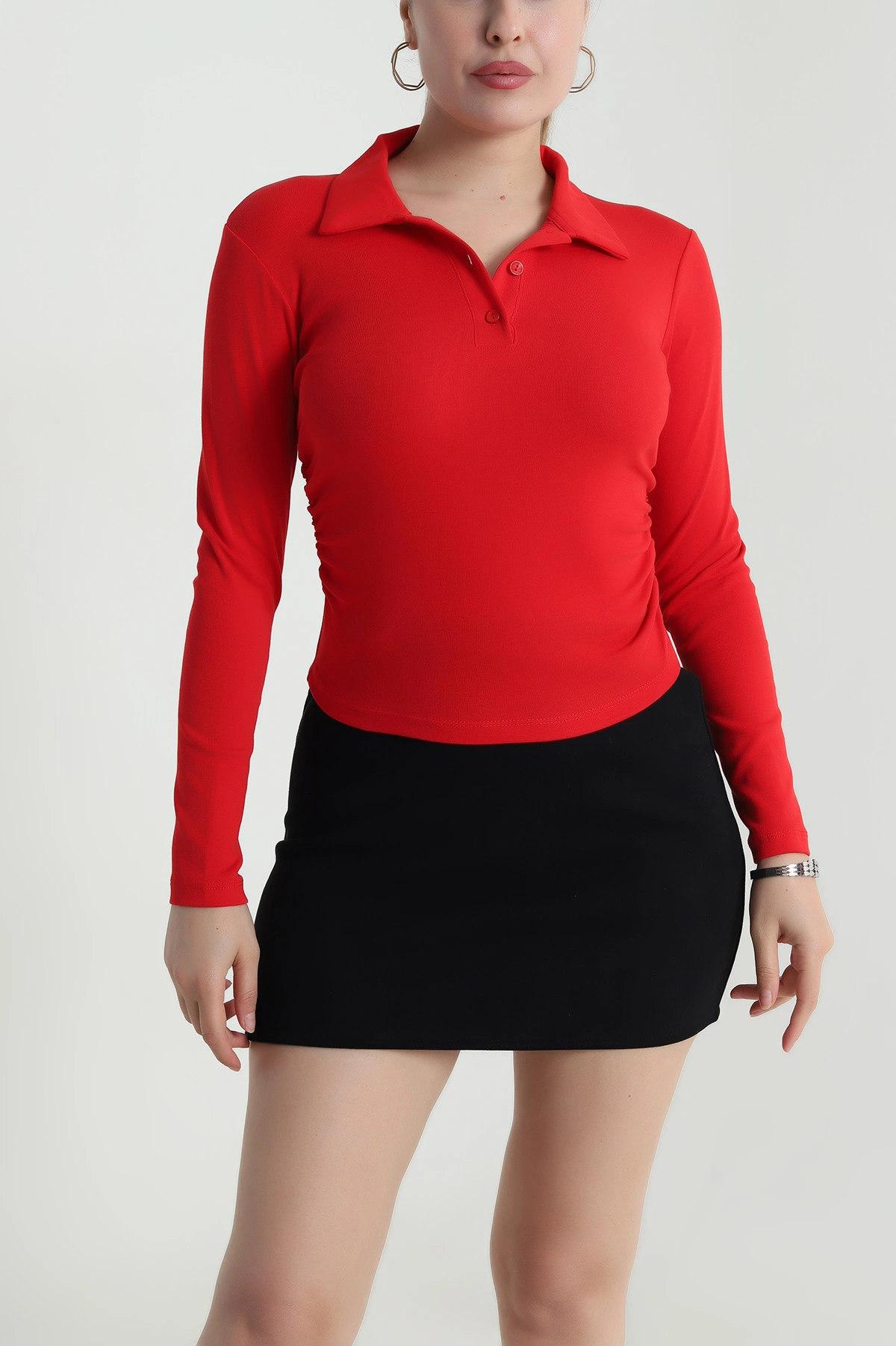 Kırmızı Polo Yaka Büzgülü Viskon Kadın Bluz 484515